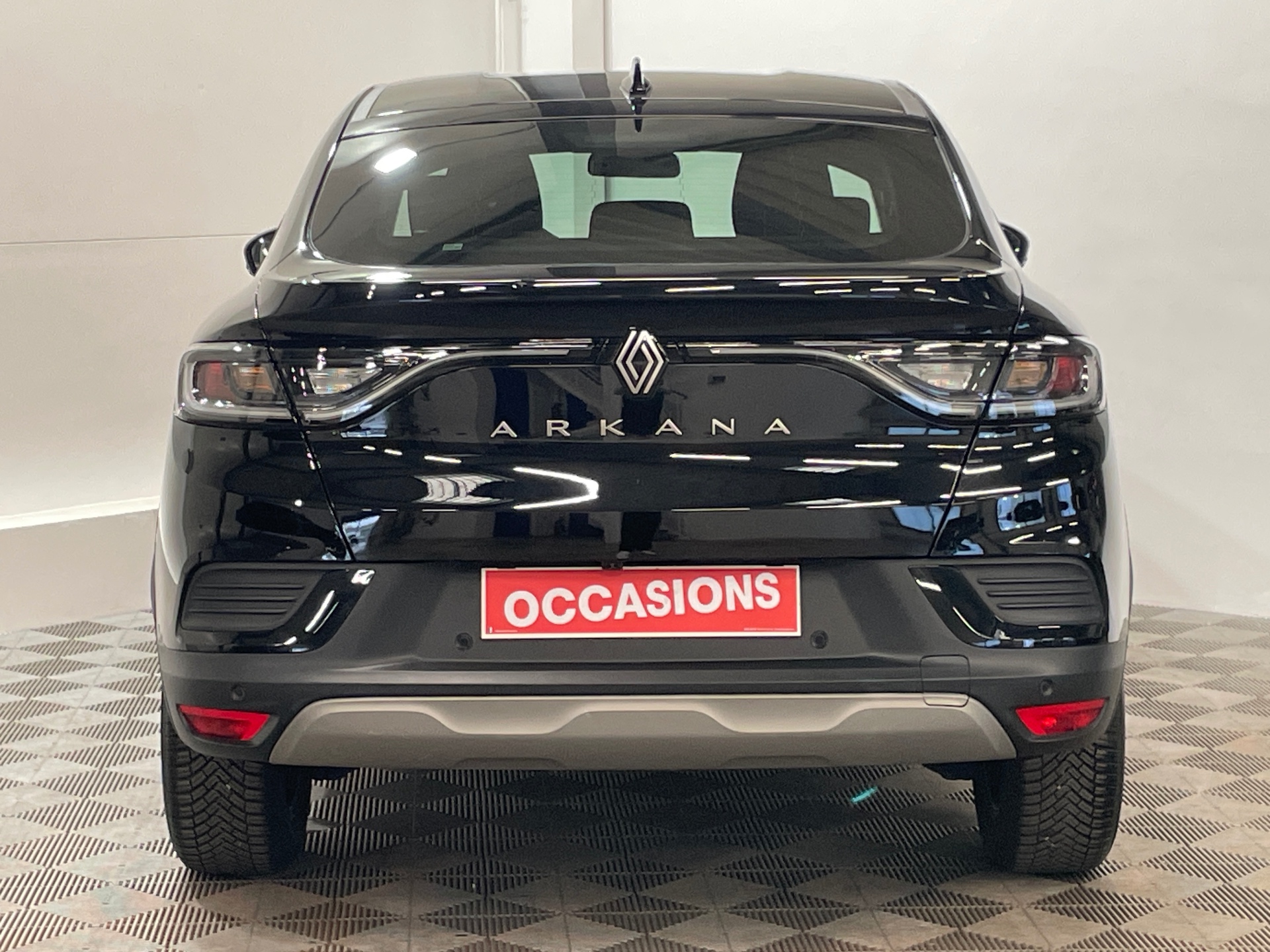 Photo 5 du véhicule RENAULT ARKANA
