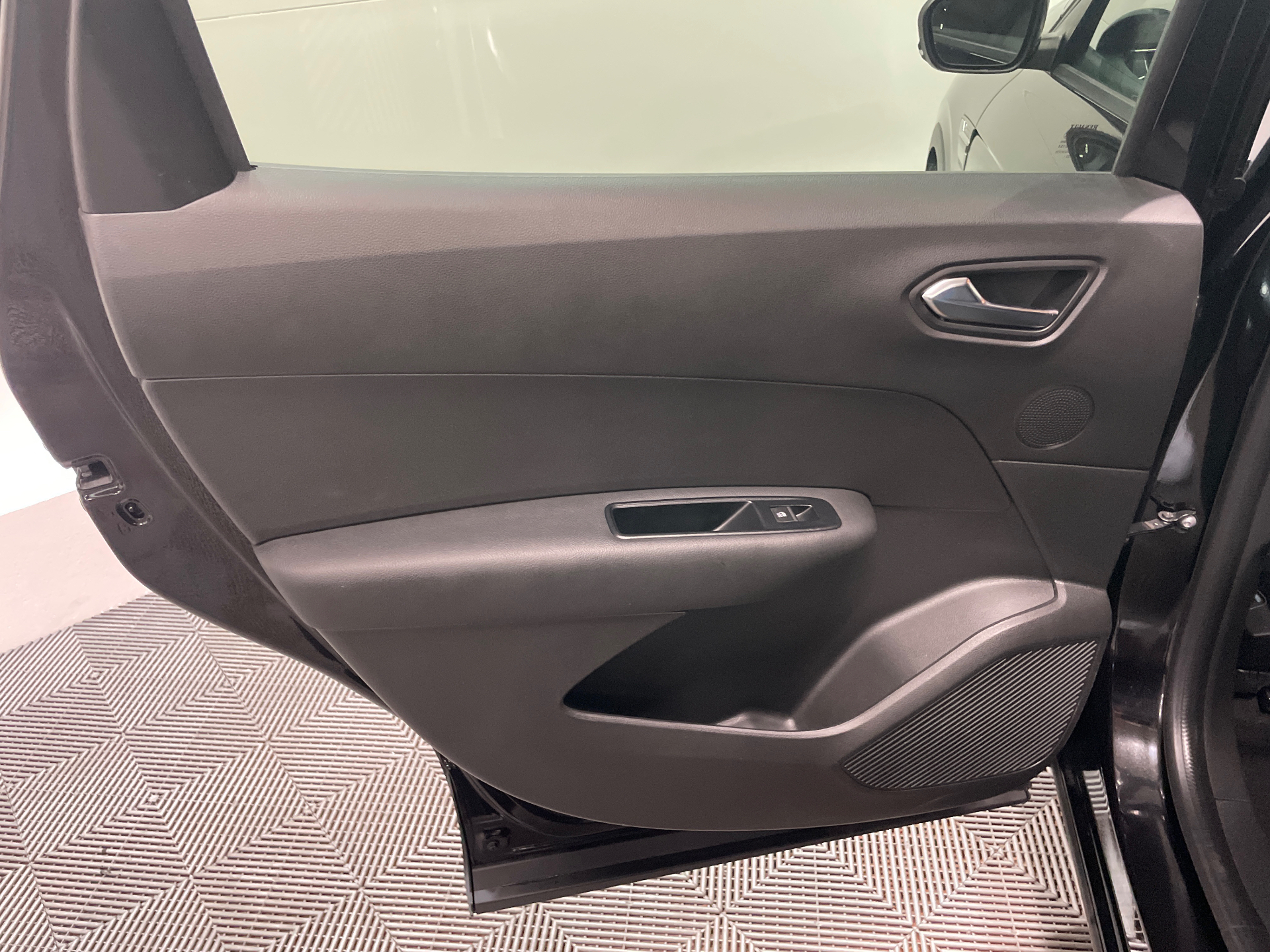 Photo 24 du véhicule RENAULT ARKANA