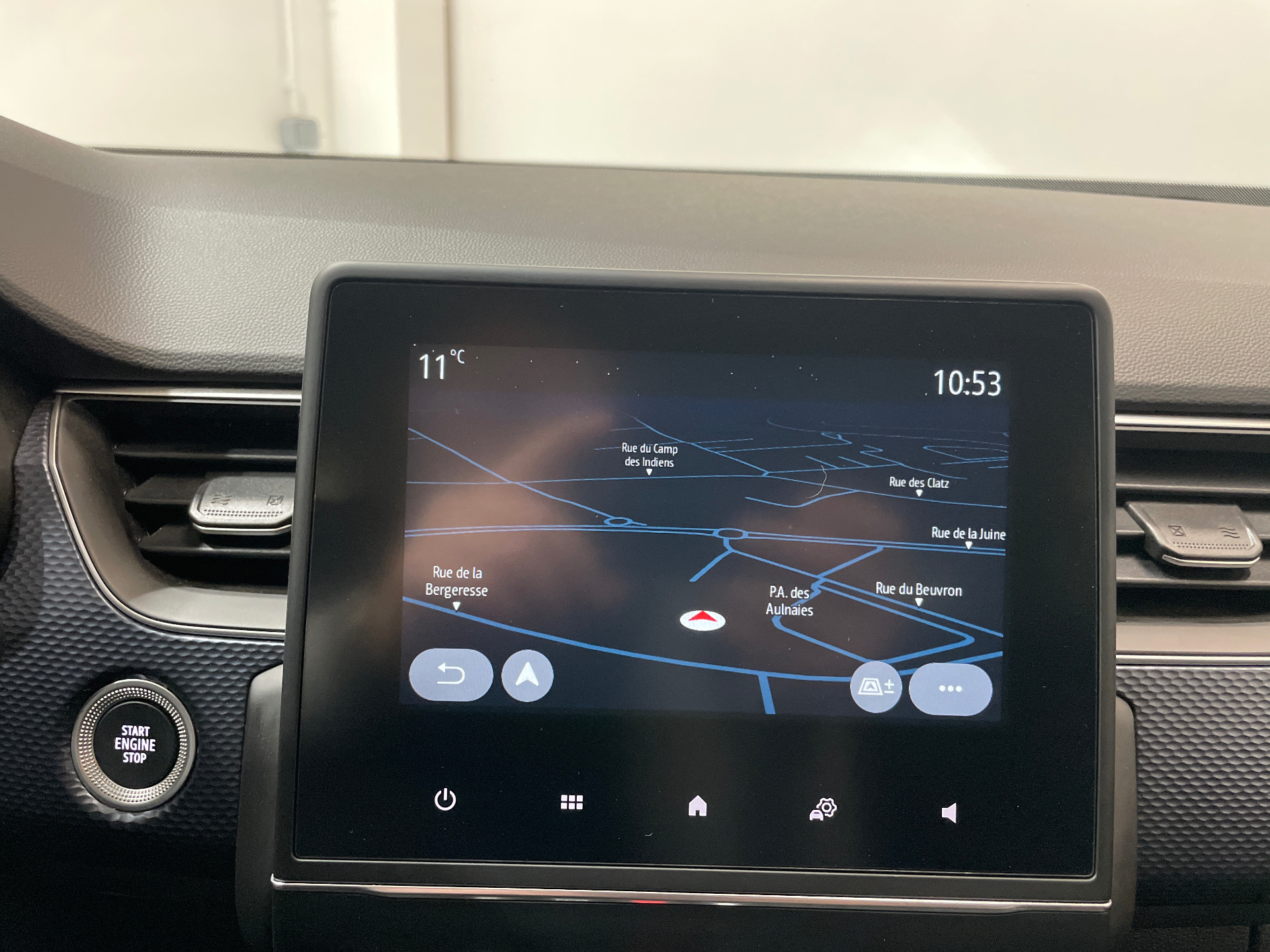 Photo 14 du véhicule RENAULT ARKANA