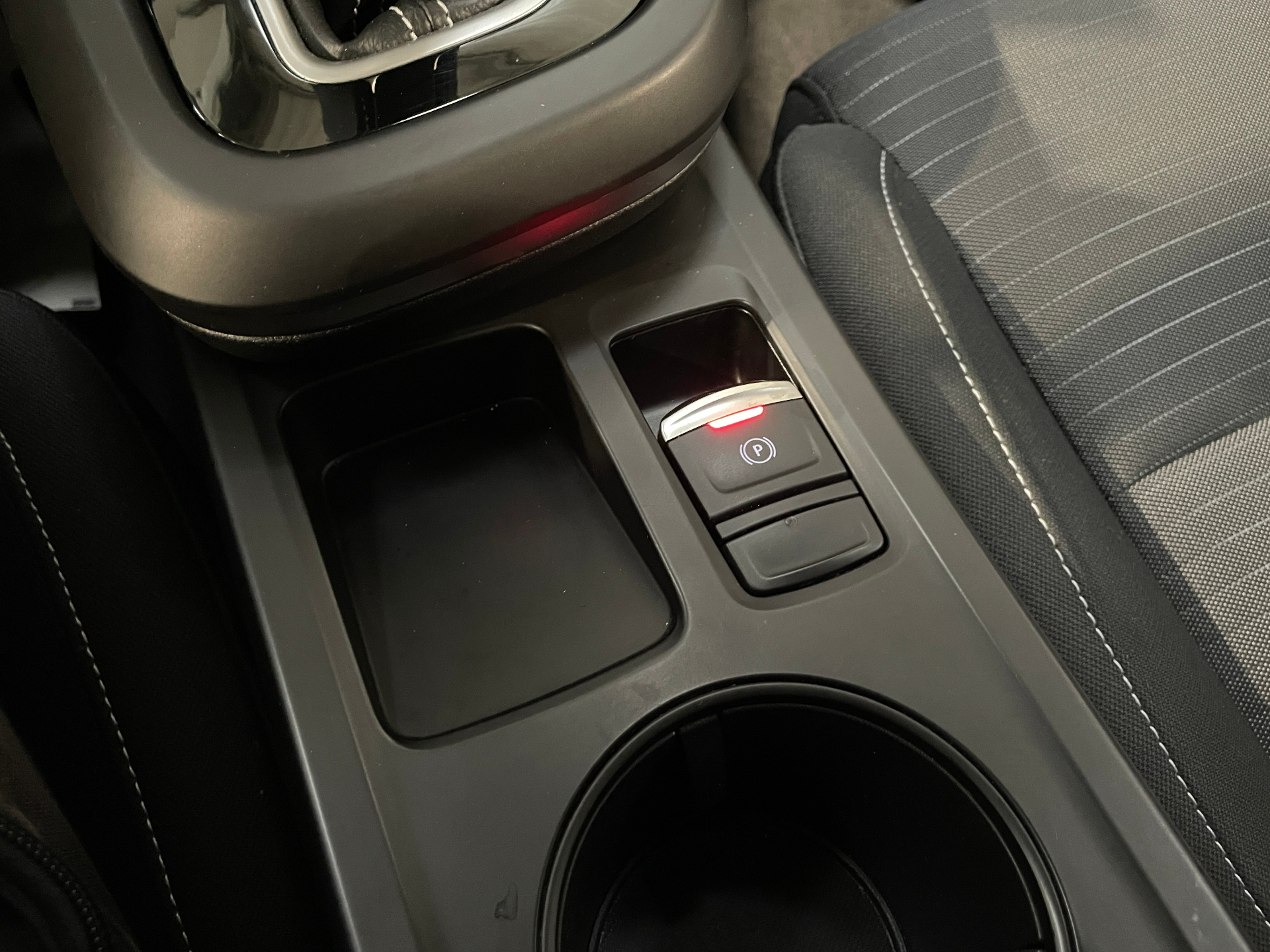 Photo 27 du véhicule RENAULT ARKANA