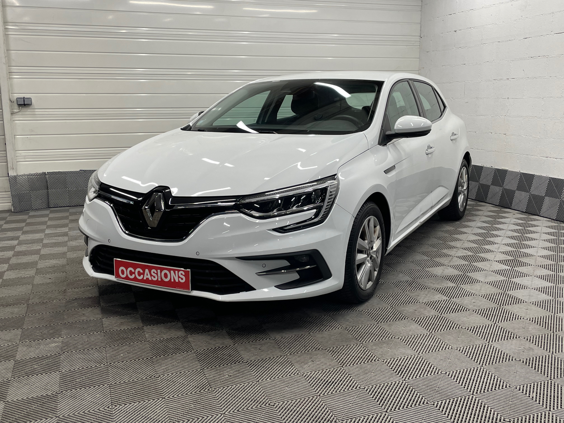 RENAULT MEGANE IV BERLINE Blue dCi 115 Business d'occasion