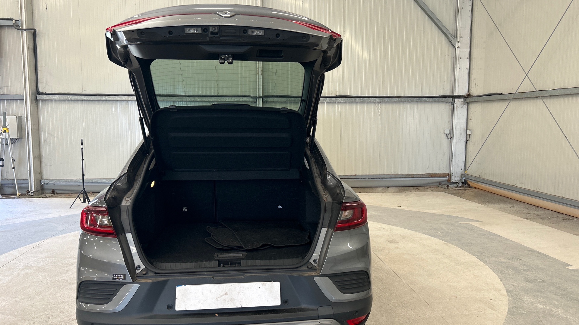 Photo 15 du véhicule RENAULT ARKANA