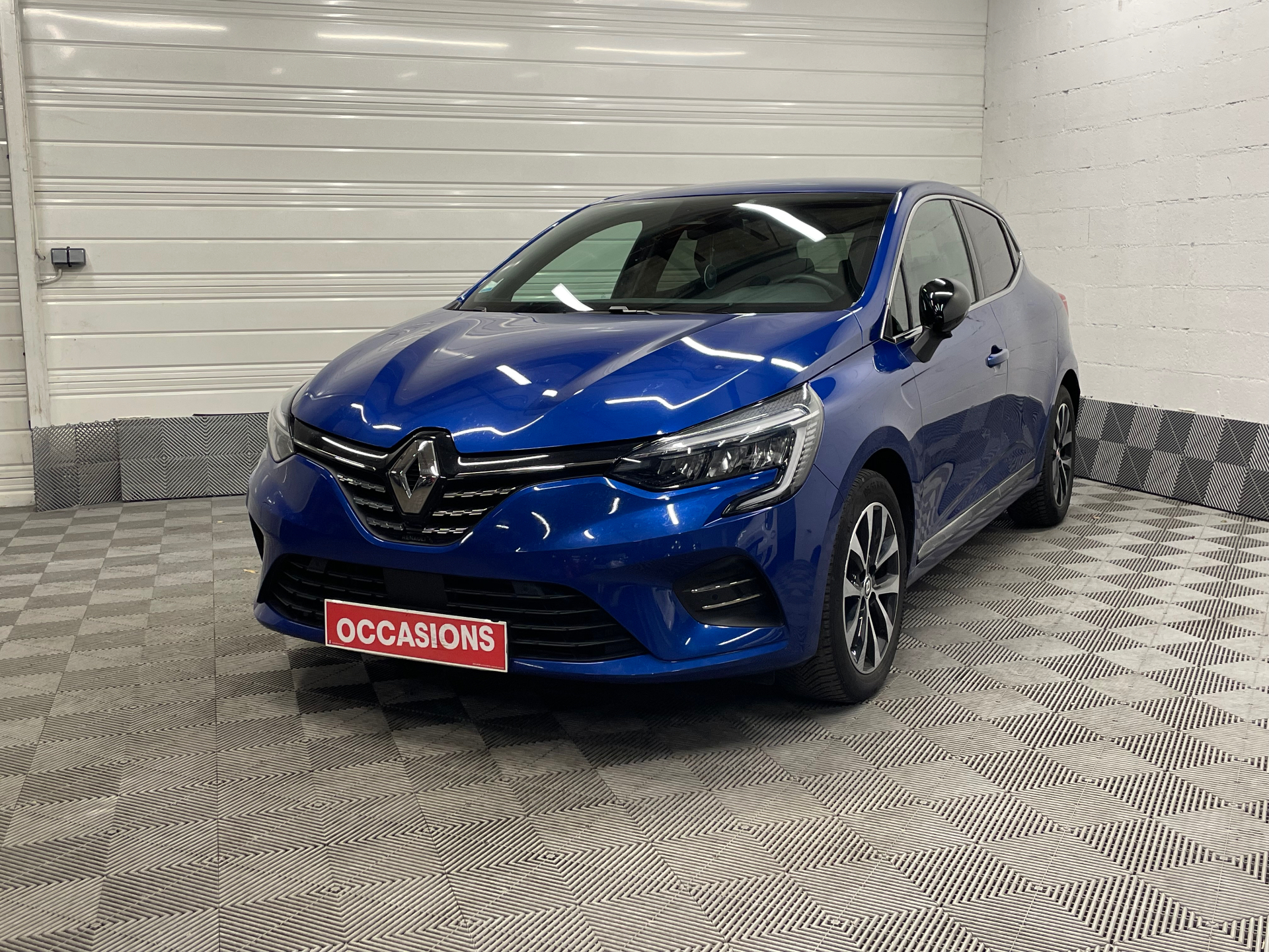 RENAULT CLIO V TCe 140 Techno d'occasion