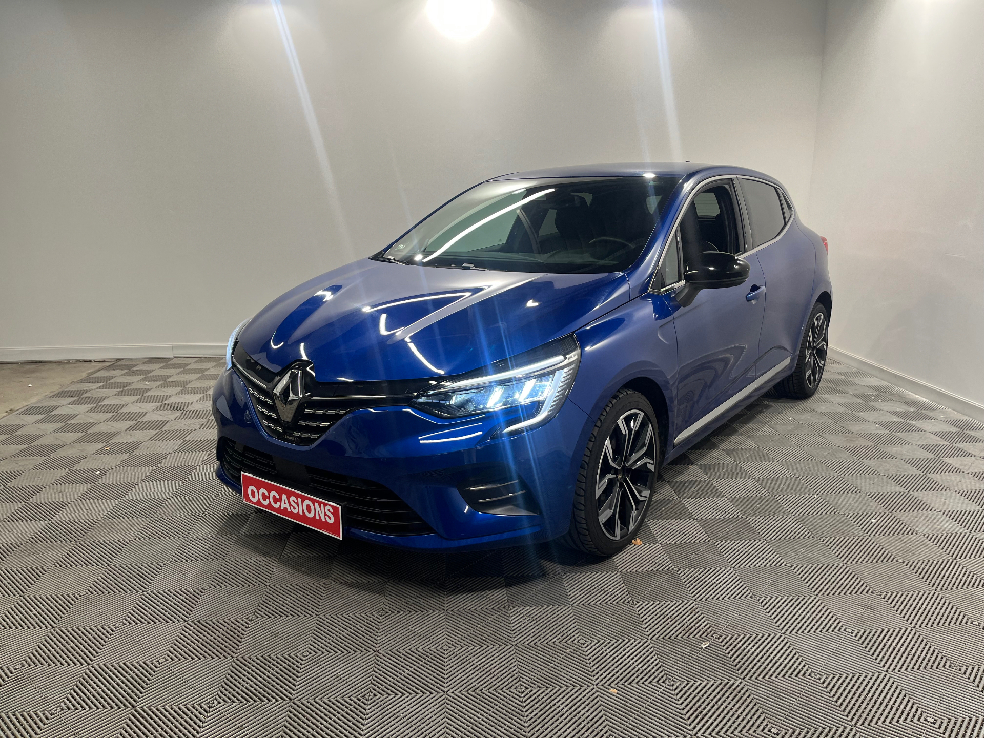 RENAULT CLIO V techno TCe 140 d'occasion