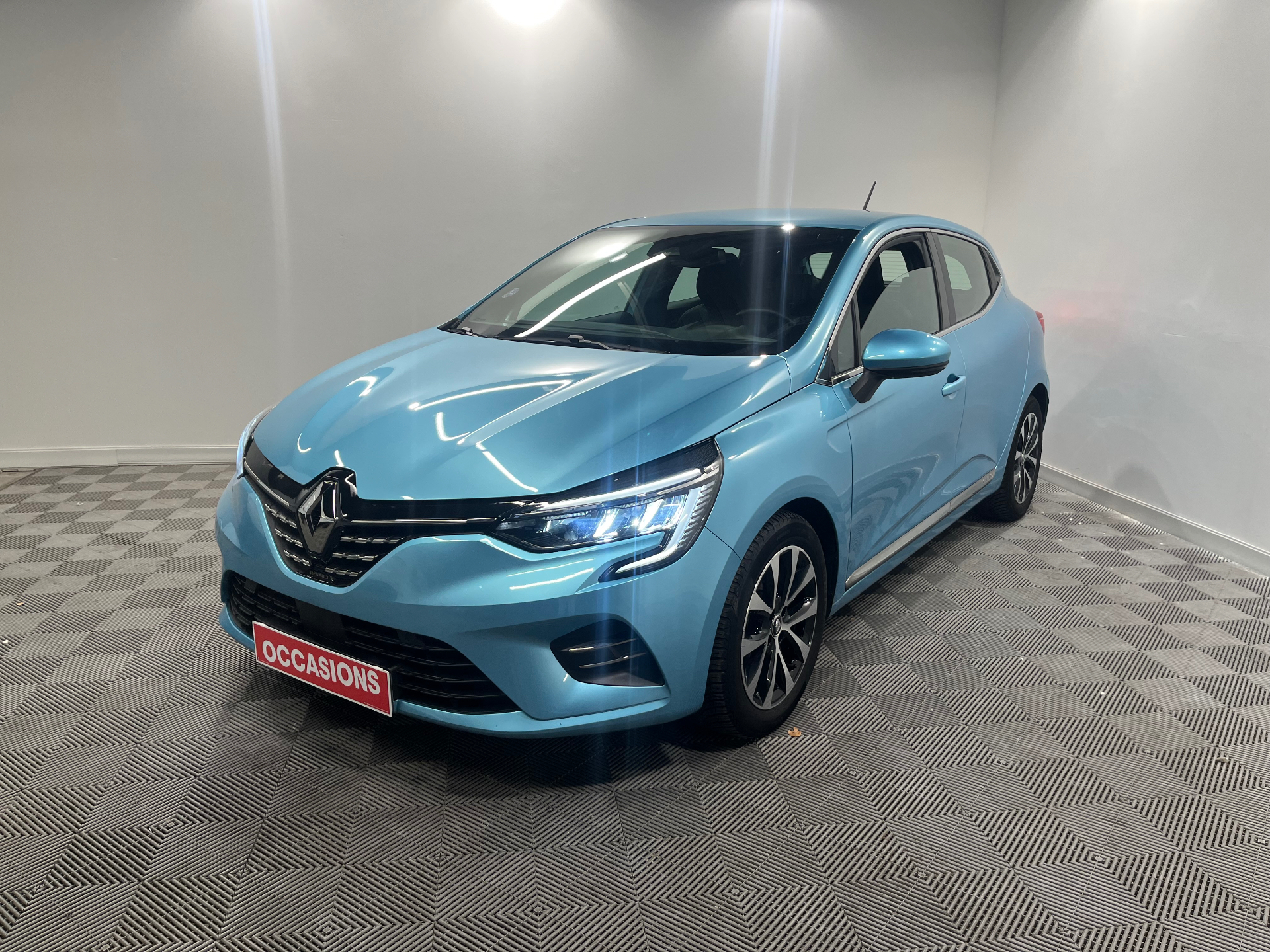 RENAULT CLIO V E-Tech 140 - 21N Intens d'occasion