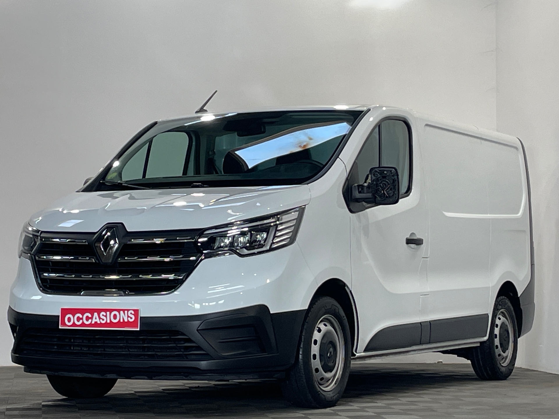 RENAULT TRAFIC FOURGON FGN L1H1 2800 KG BLUE DCI 130 GRAND CONFORT d'occasion