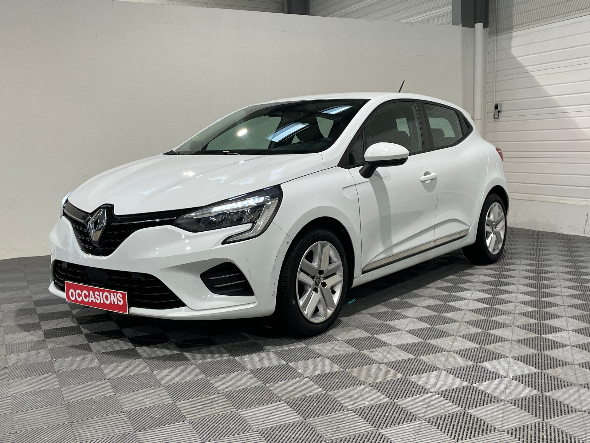 RENAULT CLIO V 1.5 Blue dCi 100 - 21N Business d'occasion