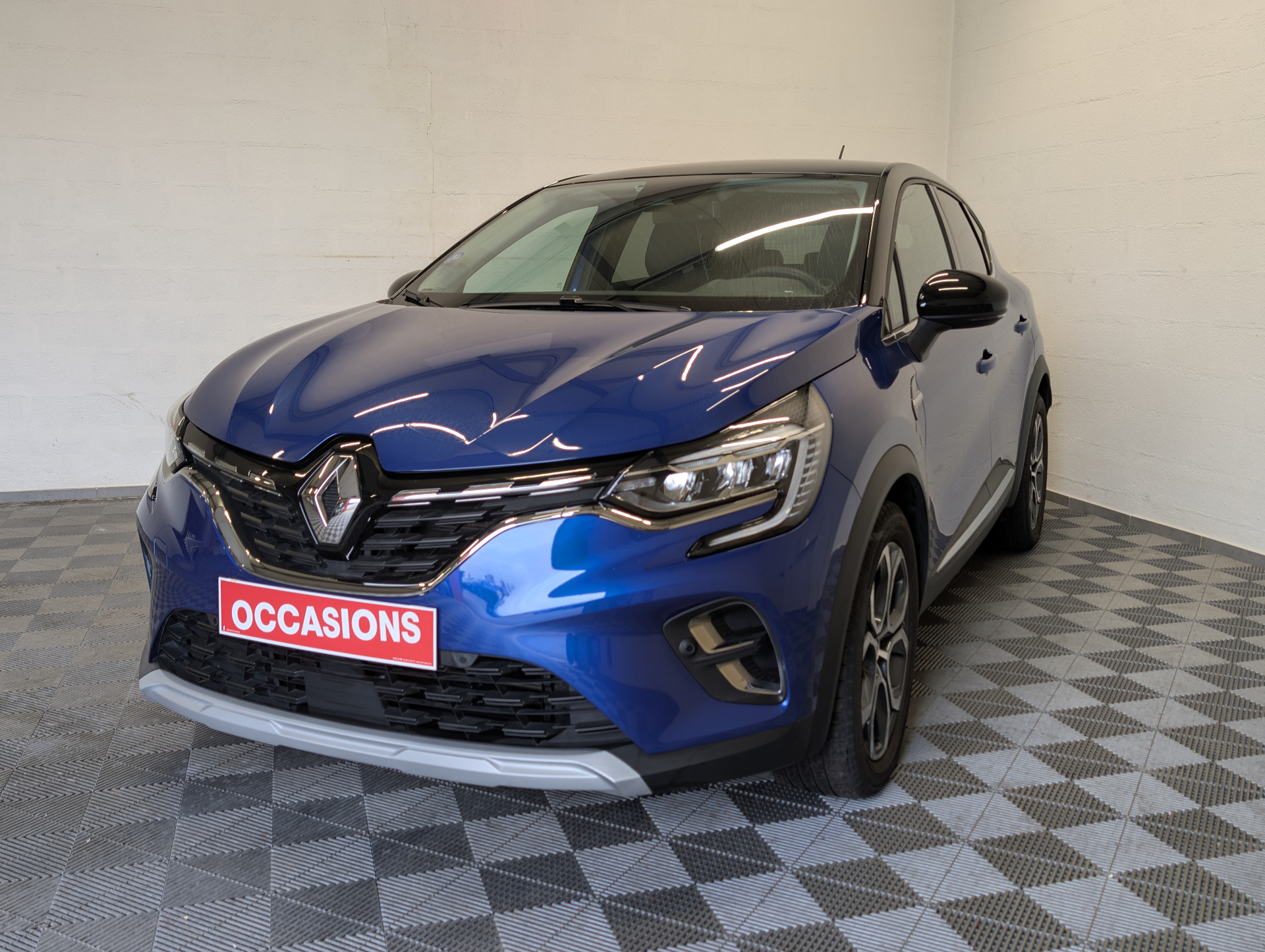 RENAULT CAPTUR Intens E-Tech hybride 145 d'occasion