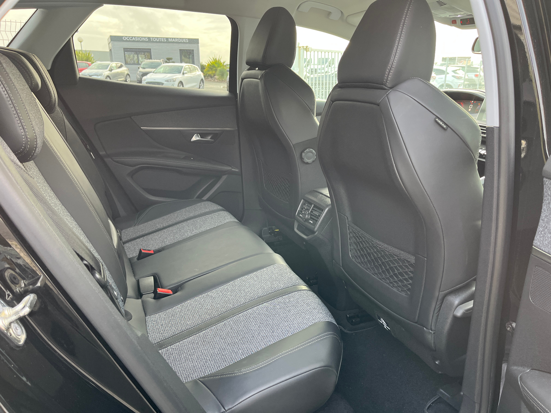 ebfbf0b2-b880-49f0-932a-e462e5a5c3c7