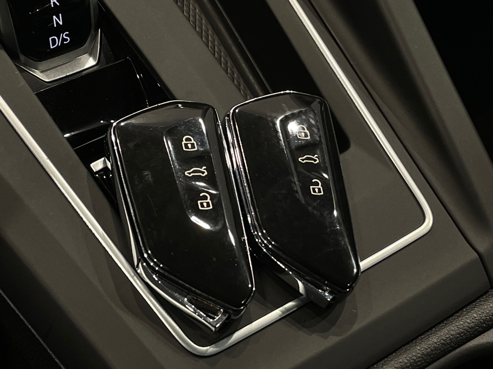 Photo 54 du véhicule VOLKSWAGEN GOLF