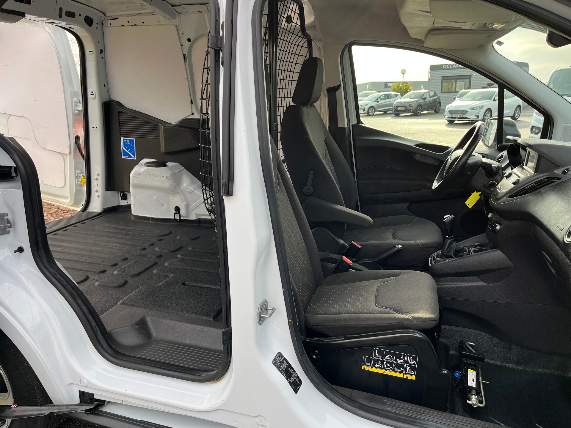 b3554728-a6ad-47db-a594-5dc3879b4d9f