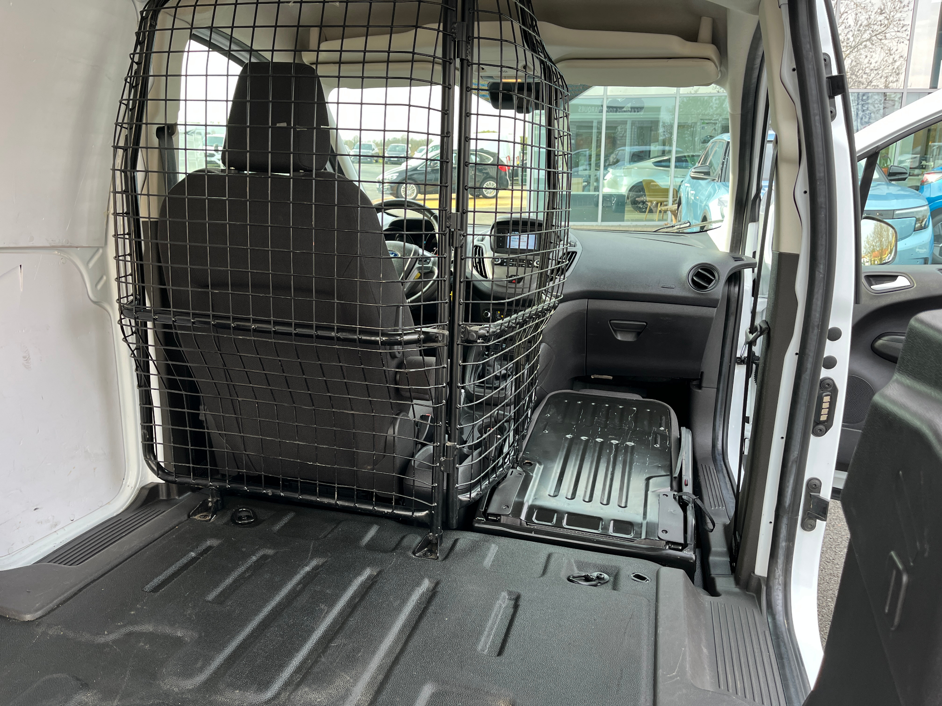 b3c90594-f63f-4778-b8c8-cd1bc2ee6f68