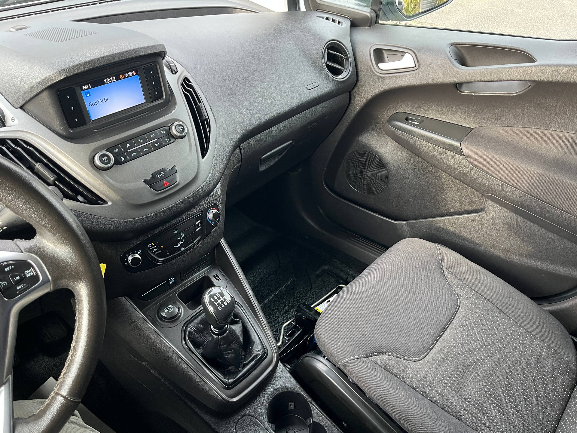 b3ea2438-52f2-43e7-b528-c3d88e87010f