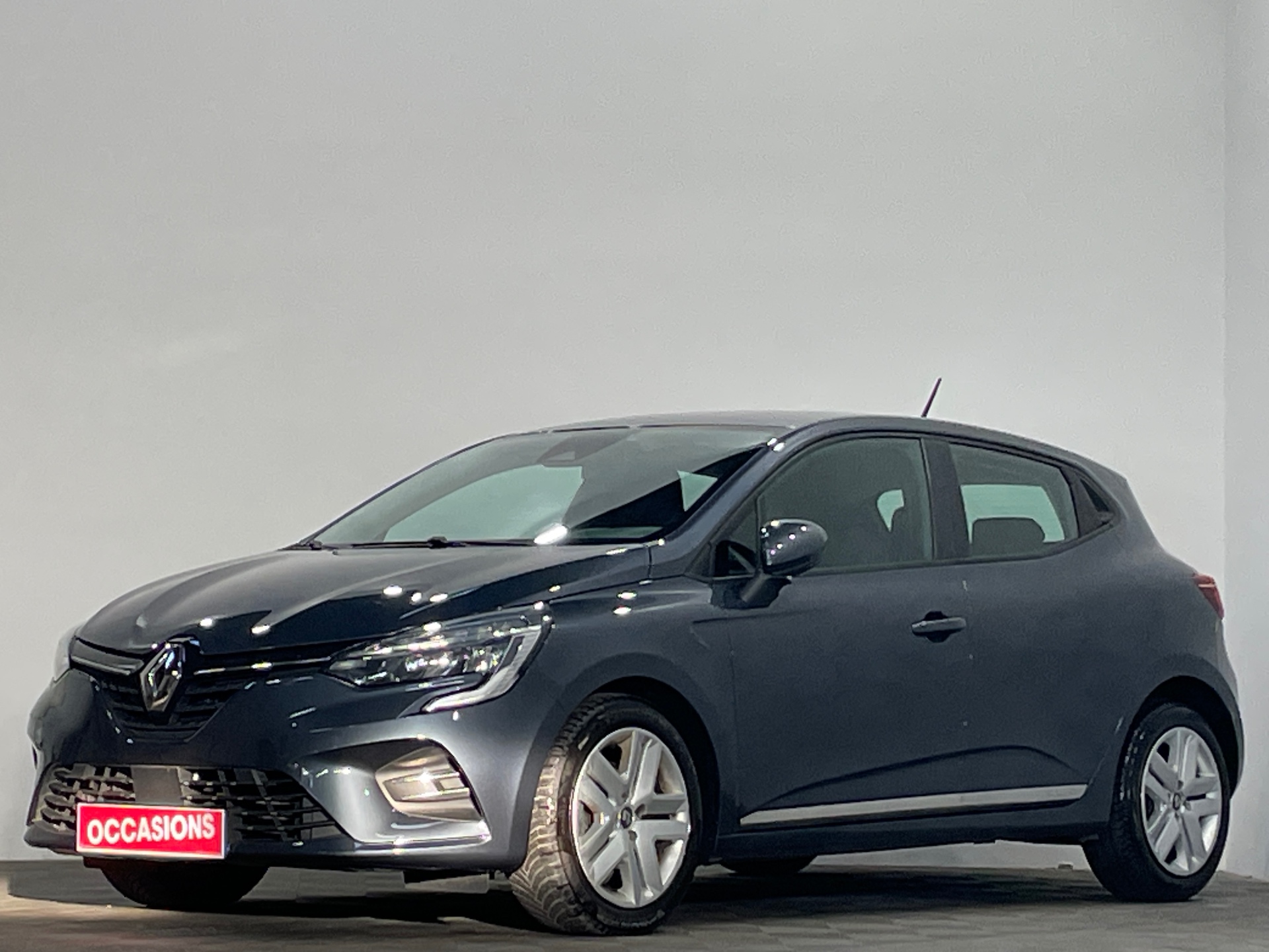 RENAULT CLIO V Blue dCi 100 - 21N Business d'occasion