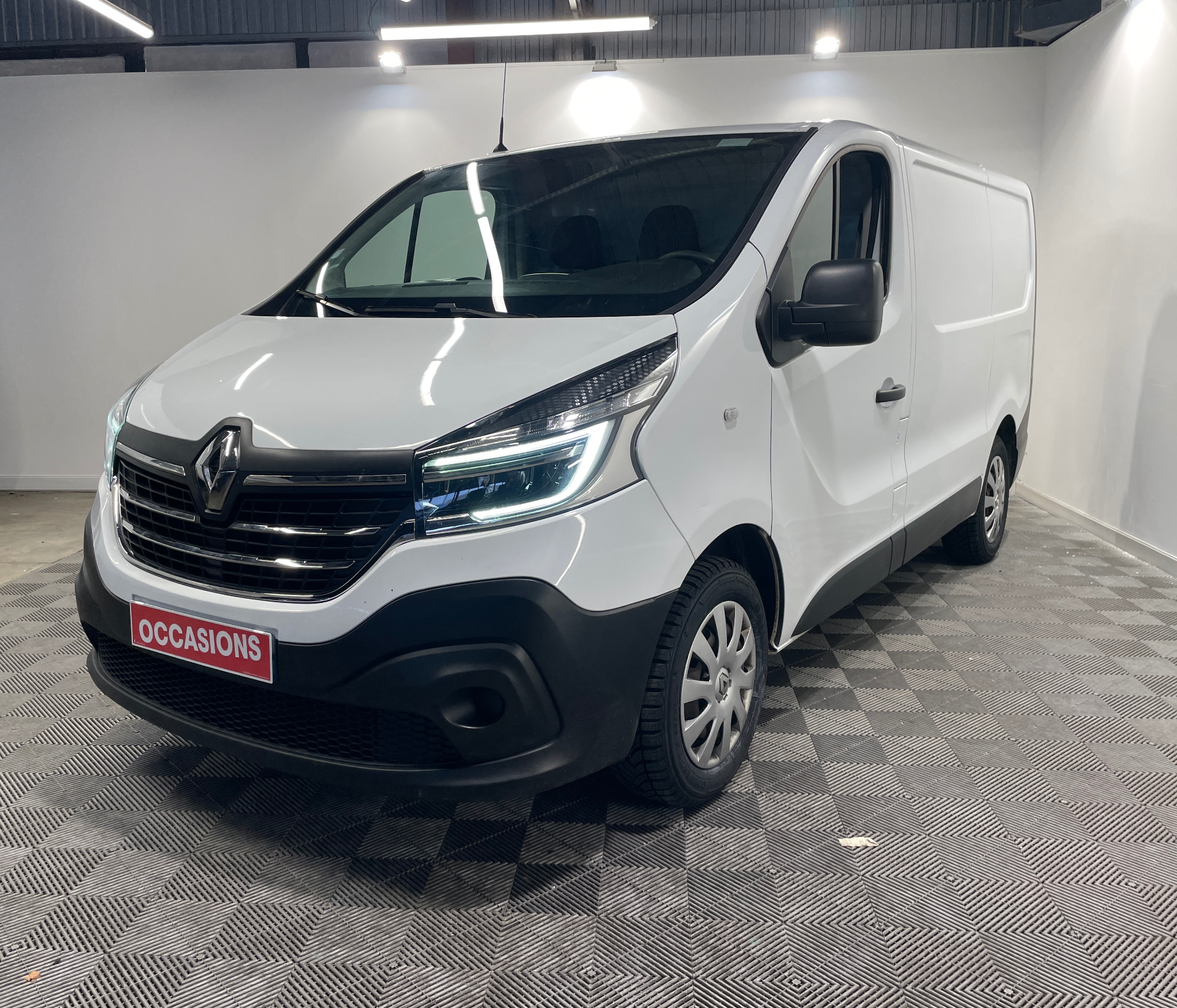 RENAULT TRAFIC FOURGON GRAND CONFORT L1H1 1200 dCi 120 d'occasion