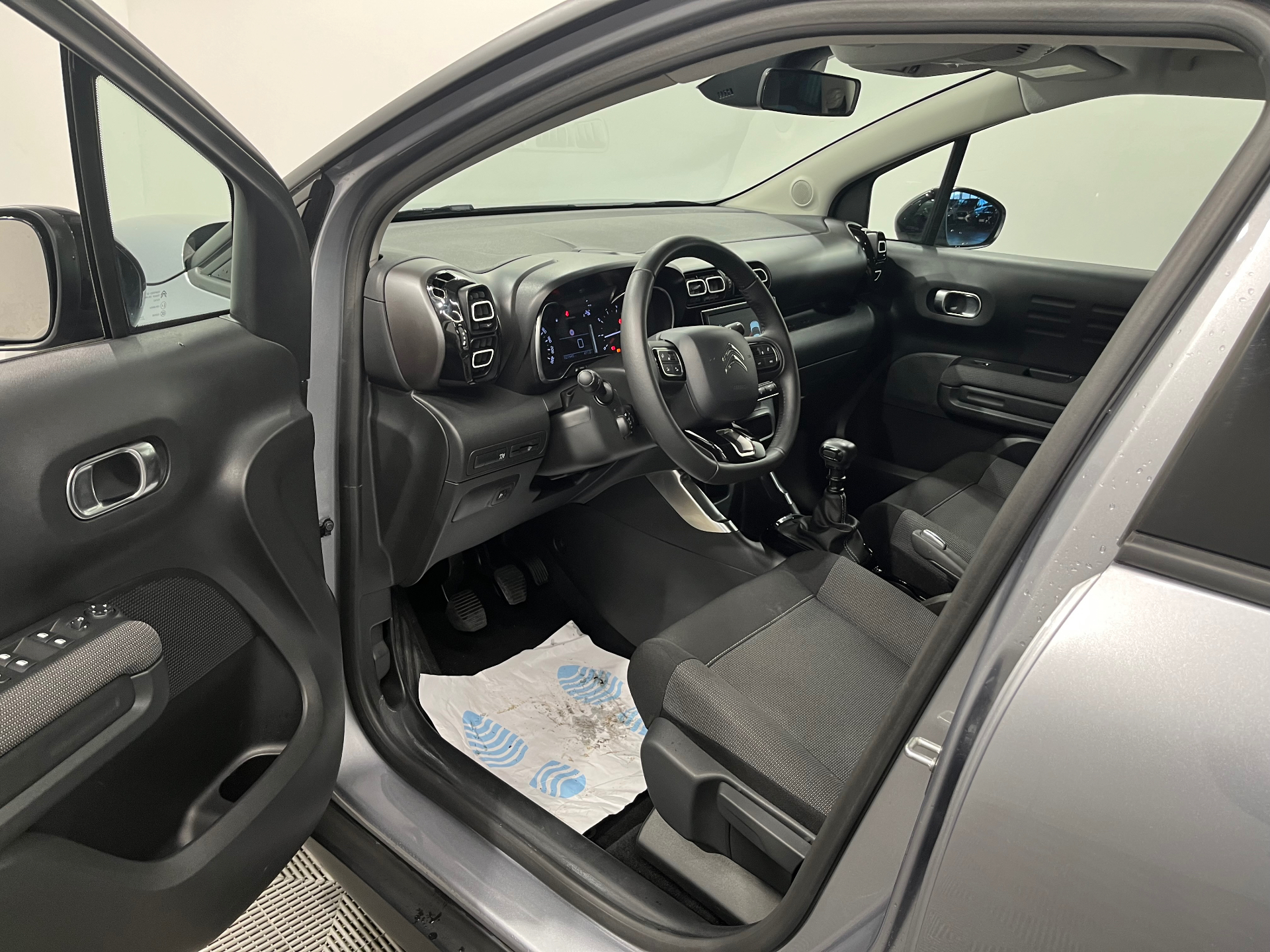 Photo 17 du véhicule CITROEN C3 AIRCROSS