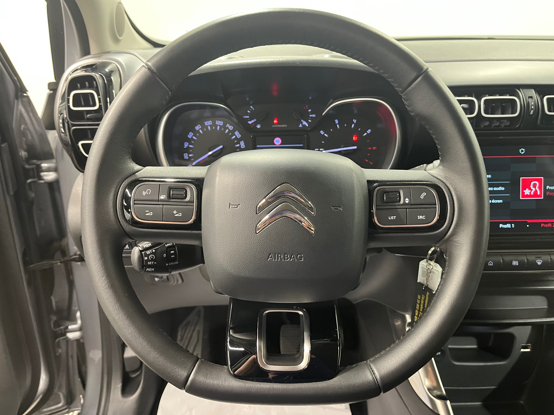 Photo 11 du véhicule CITROEN C3 AIRCROSS