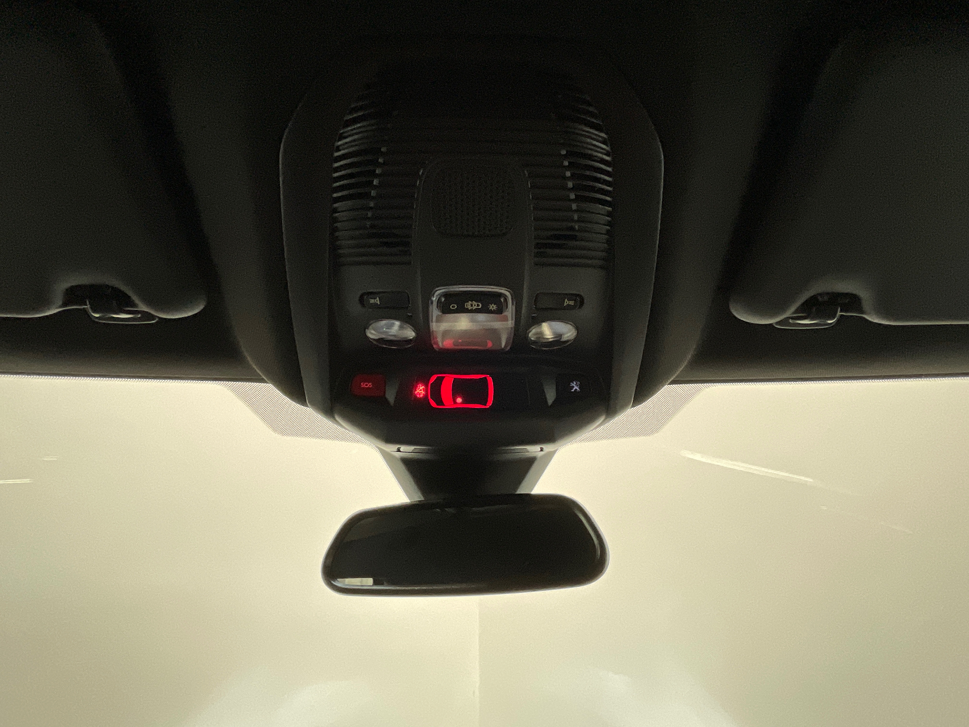 Photo 25 du véhicule PEUGEOT 3008