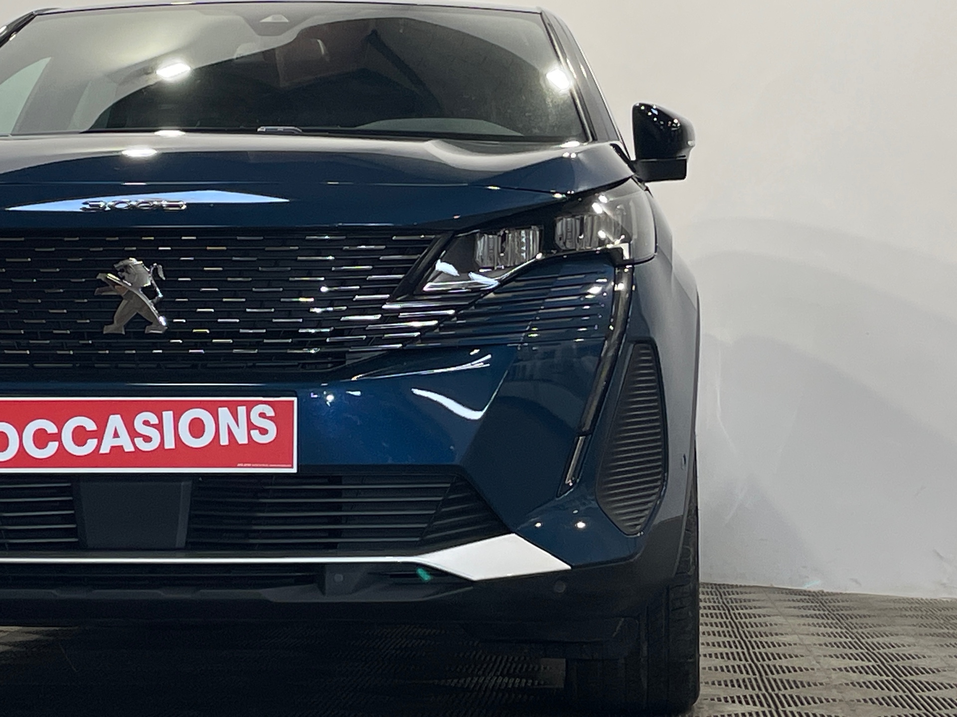 Photo 7 du véhicule PEUGEOT 3008