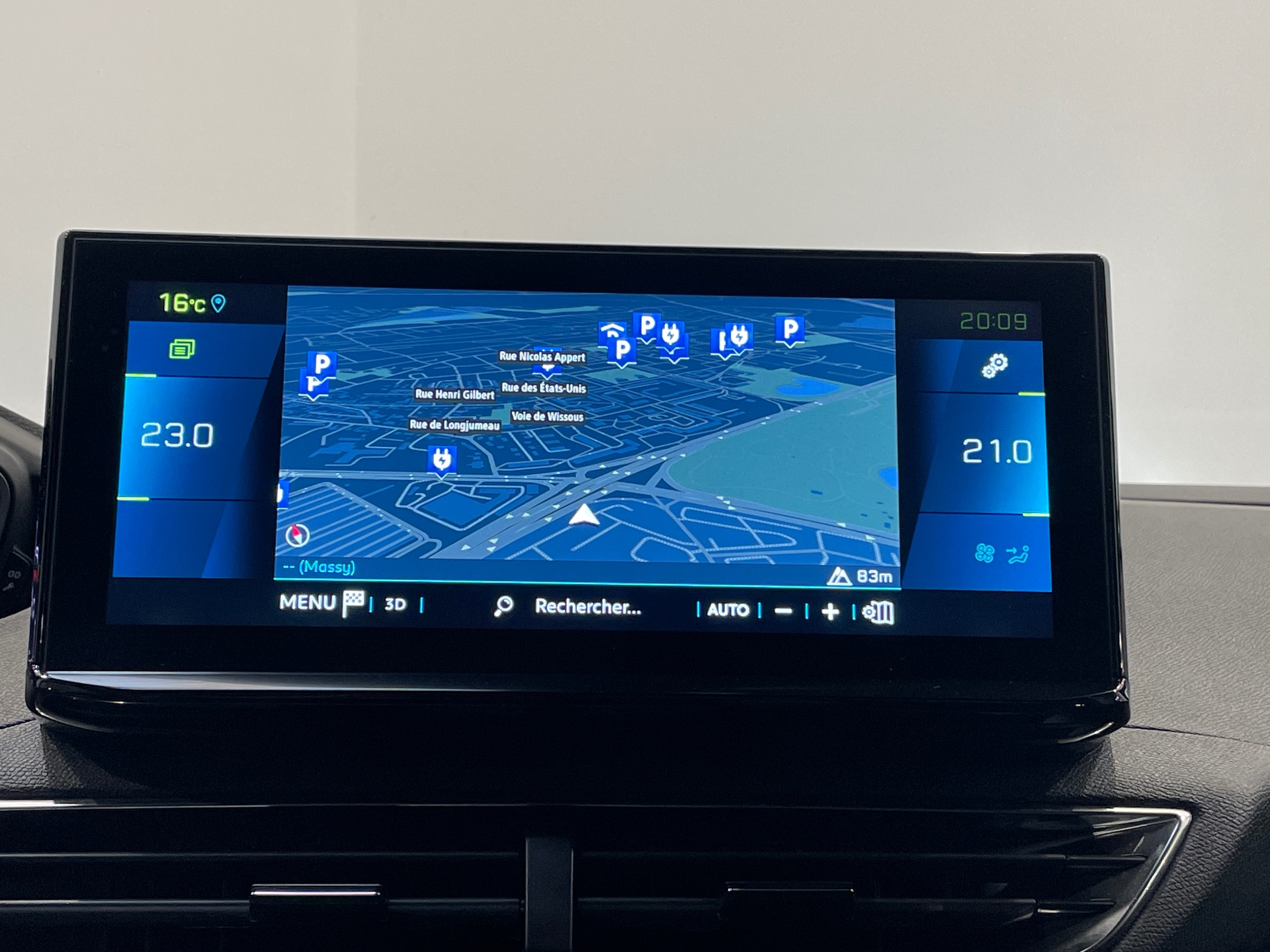 Photo 13 du véhicule PEUGEOT 3008