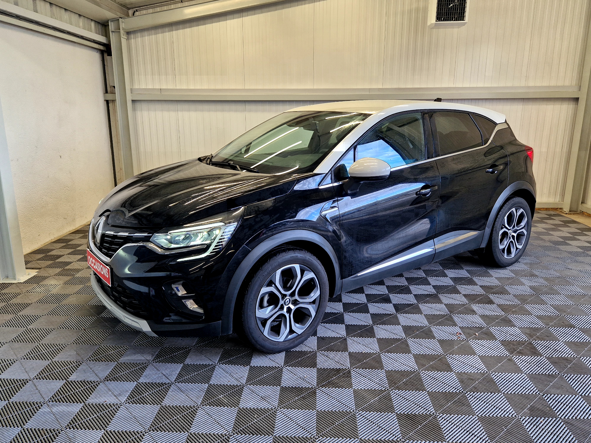 RENAULT CAPTUR techno mild hybrid 160 EDC d'occasion