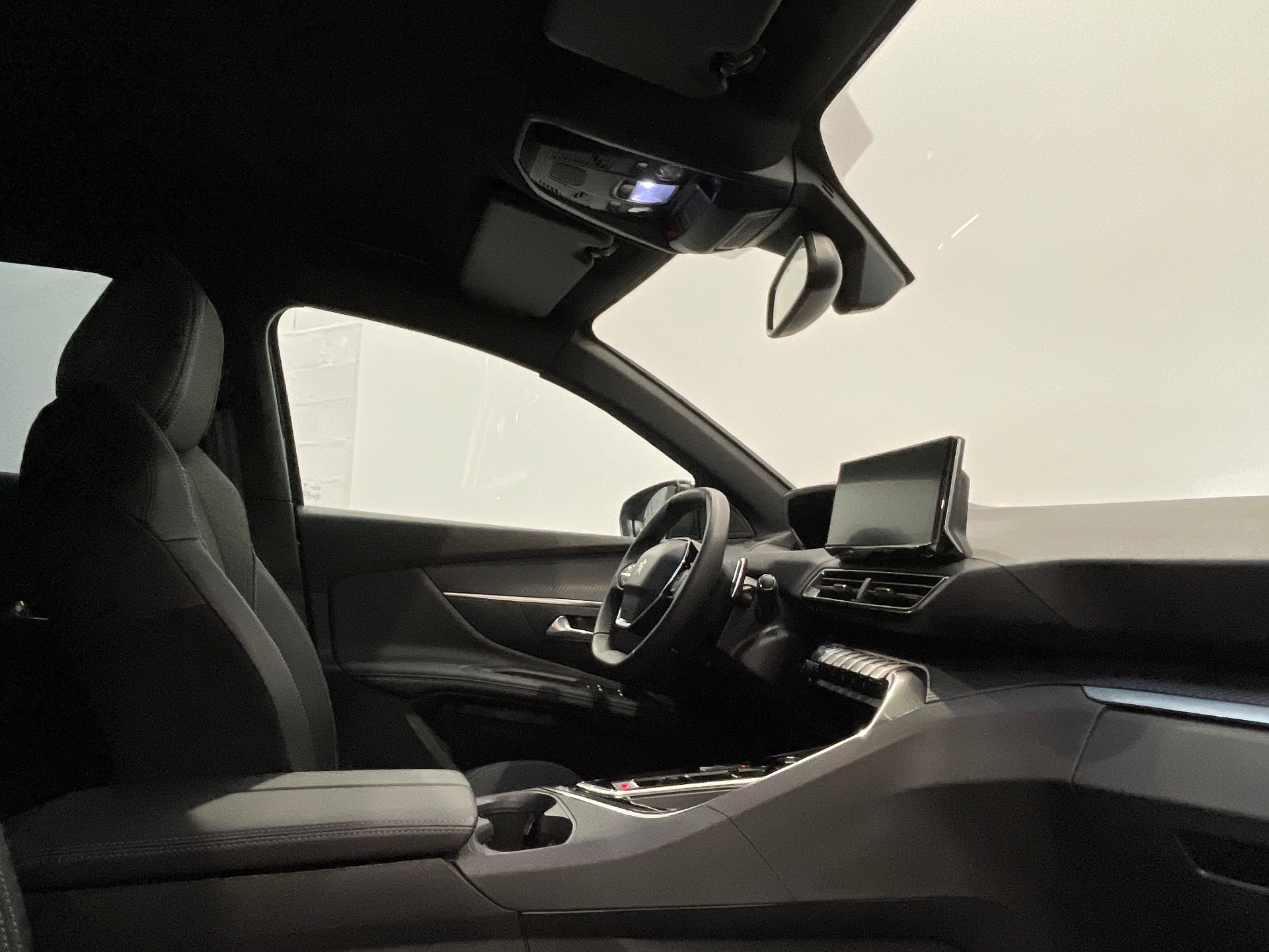 Photo 24 du véhicule PEUGEOT 3008