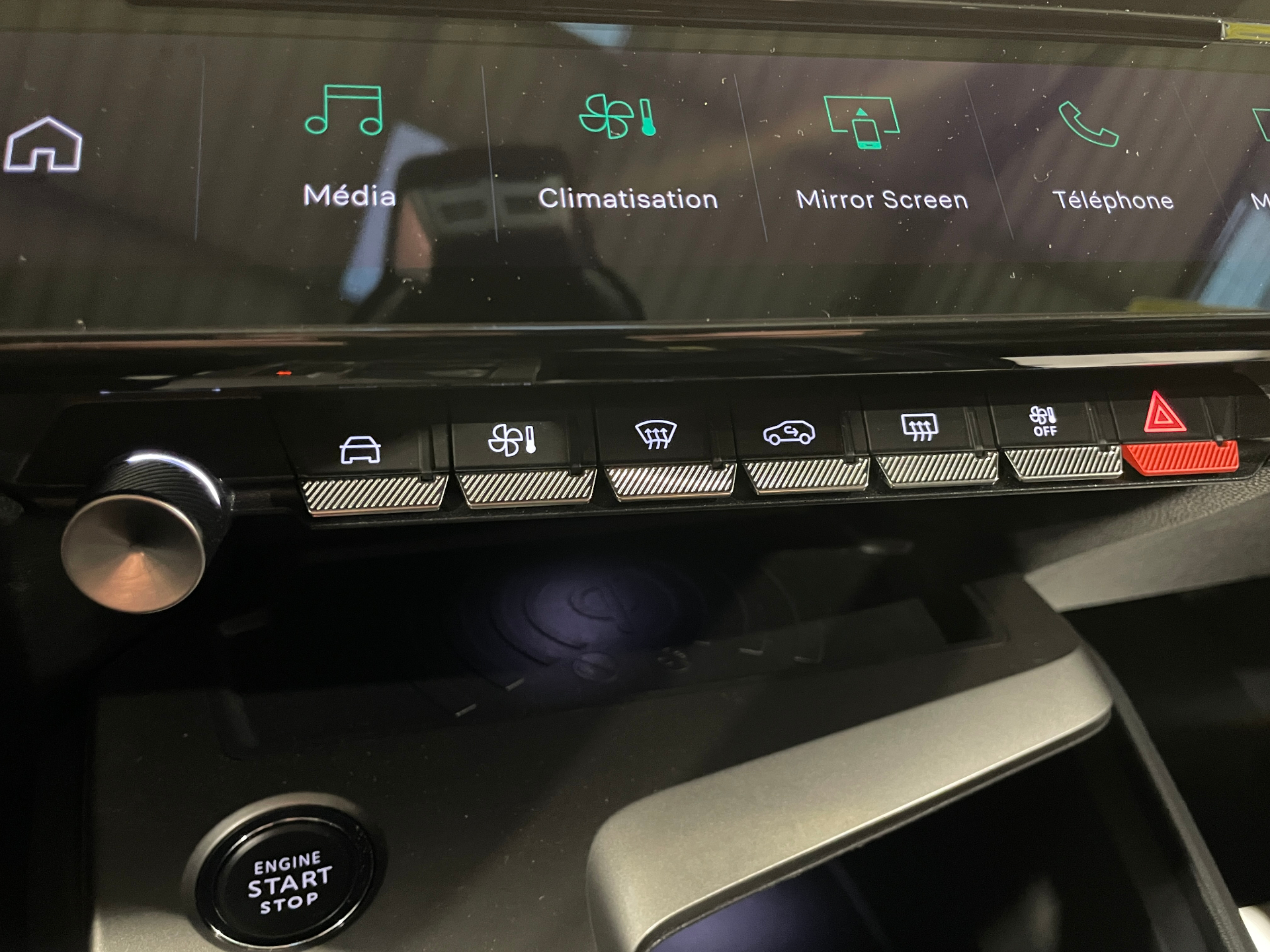 Photo 23 du véhicule PEUGEOT 308