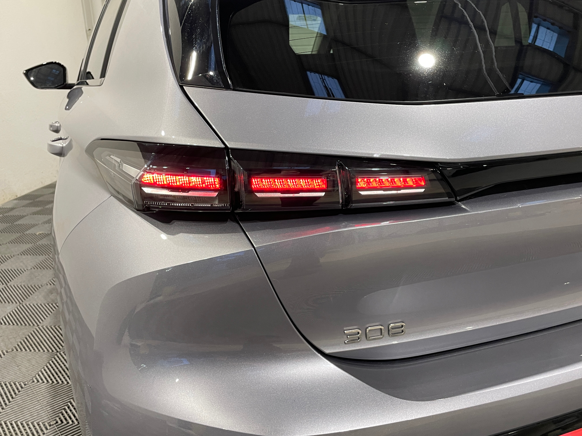 Photo 8 du véhicule PEUGEOT 308