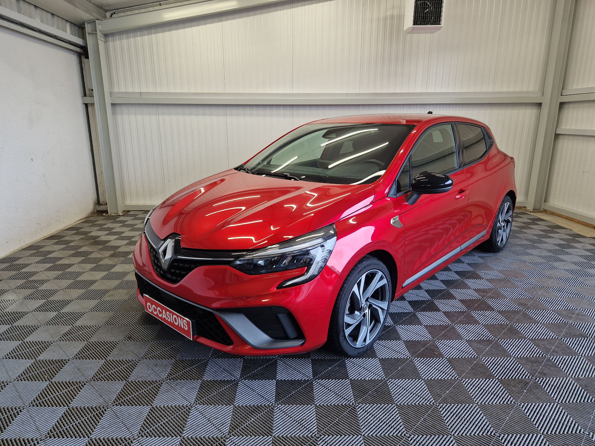 RENAULT CLIO V R.S. Line TCe 140 d'occasion