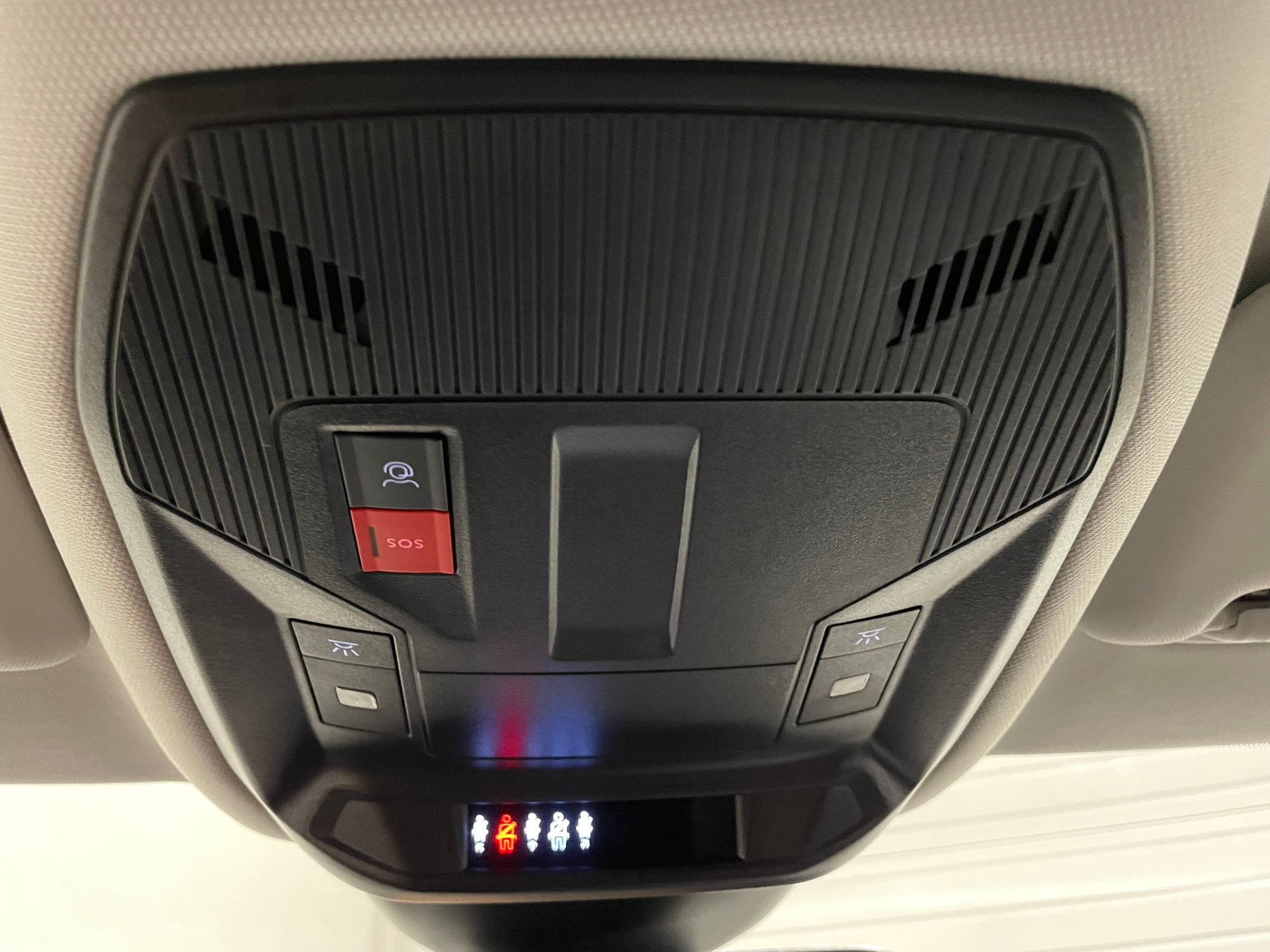 Photo 33 du véhicule PEUGEOT 308