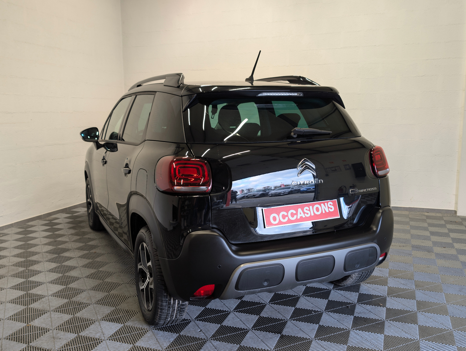 Photo 8 du véhicule CITROEN C3 AIRCROSS