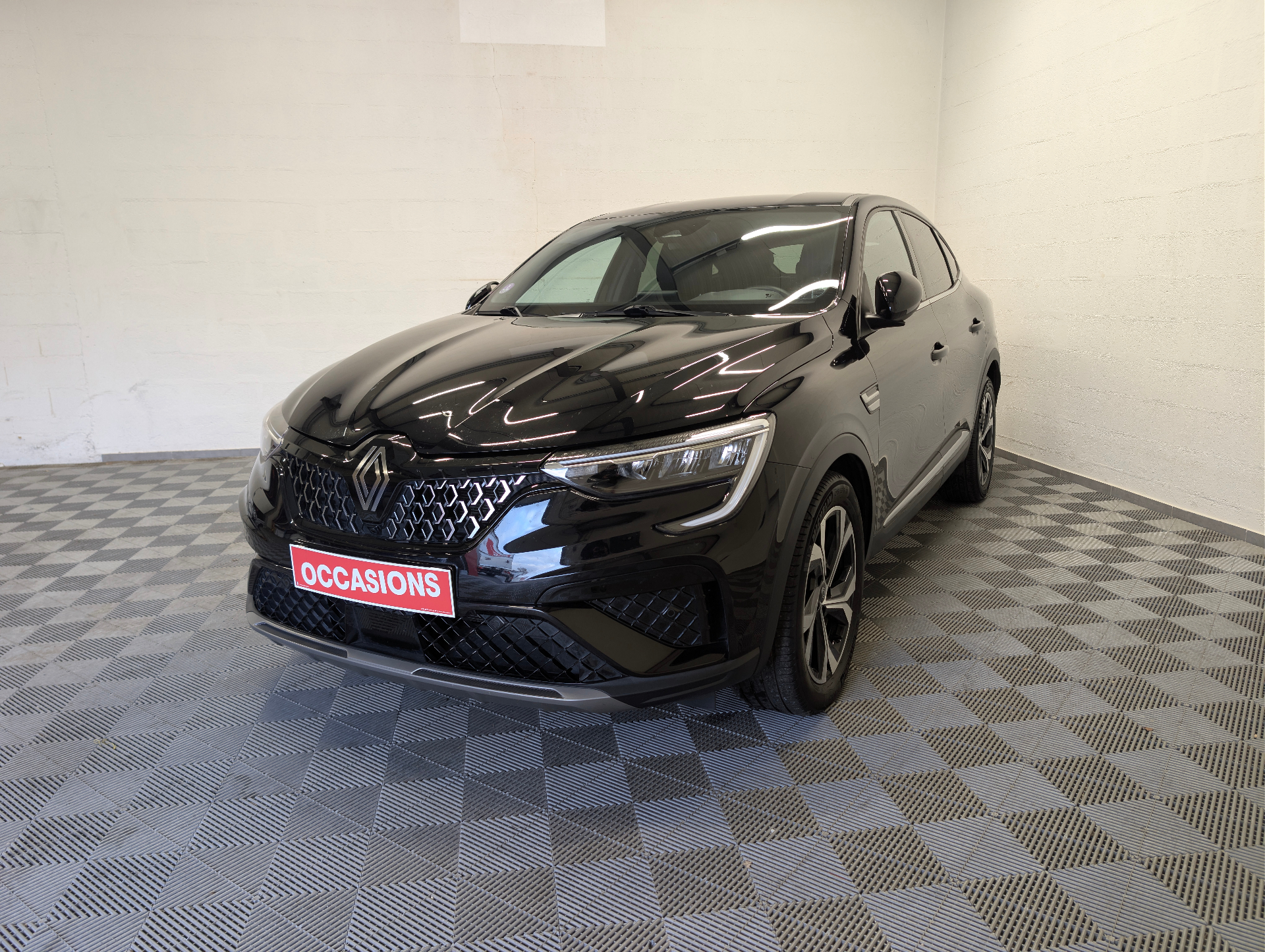 RENAULT ARKANA E-Tech 145 - 23 Techno d'occasion
