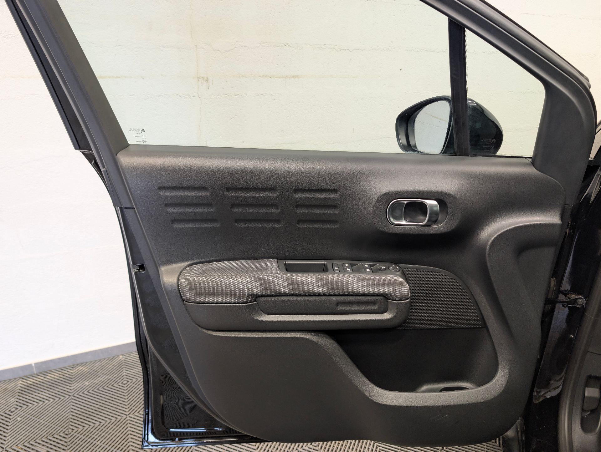 Photo 10 du véhicule CITROEN C3 AIRCROSS