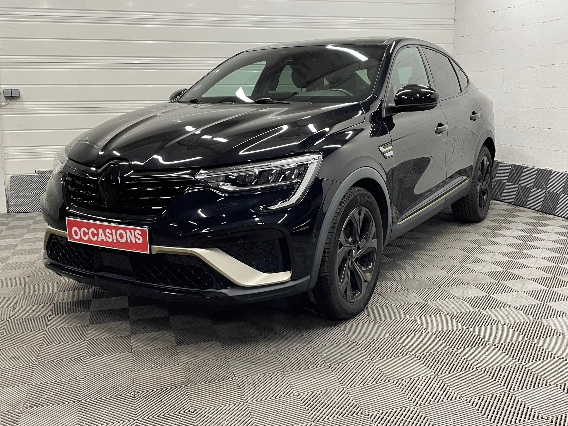 RENAULT ARKANA E-Tech hybride 145 - 22 Engineered d'occasion