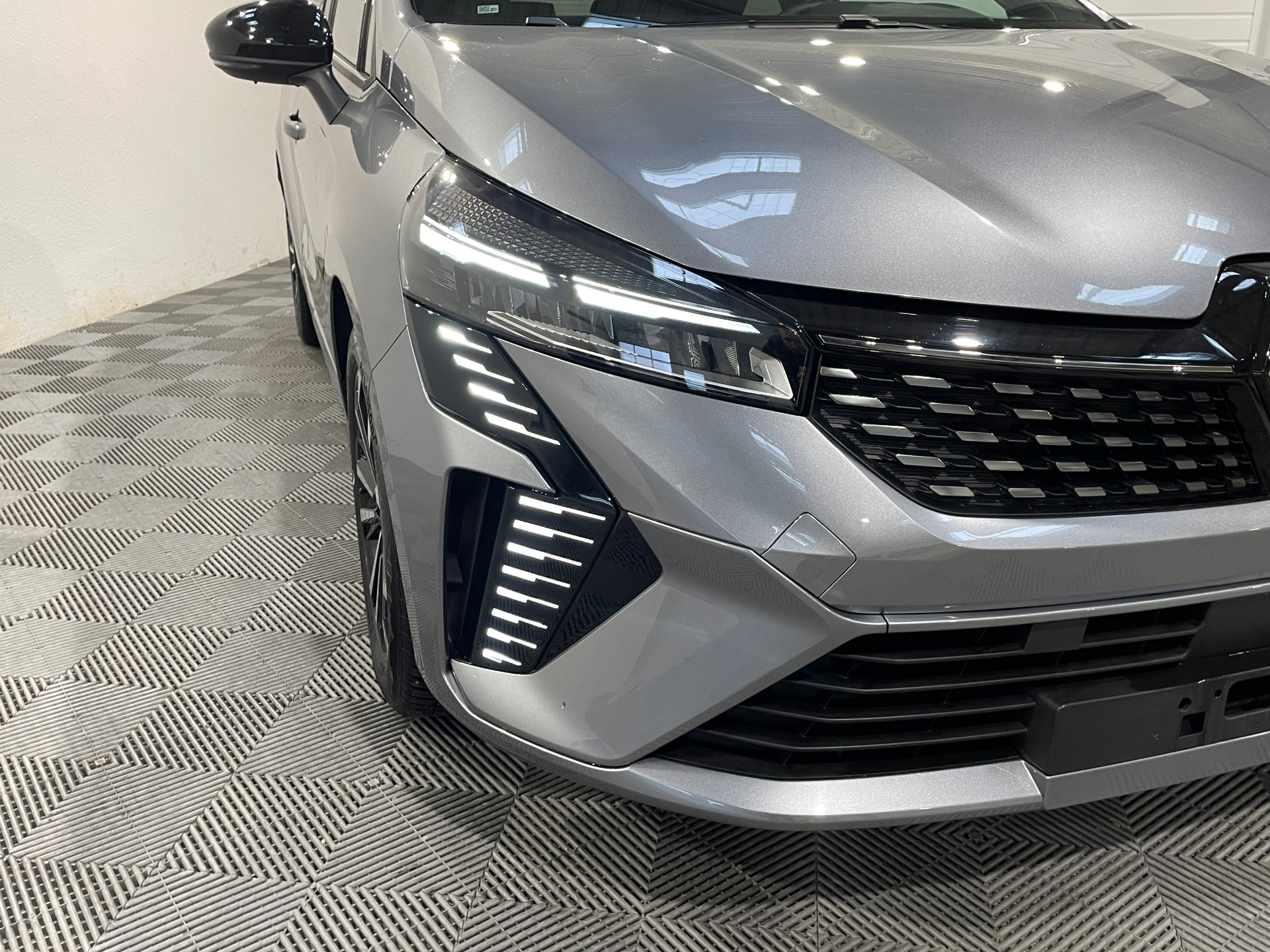 Photo 4 du véhicule RENAULT CLIO V