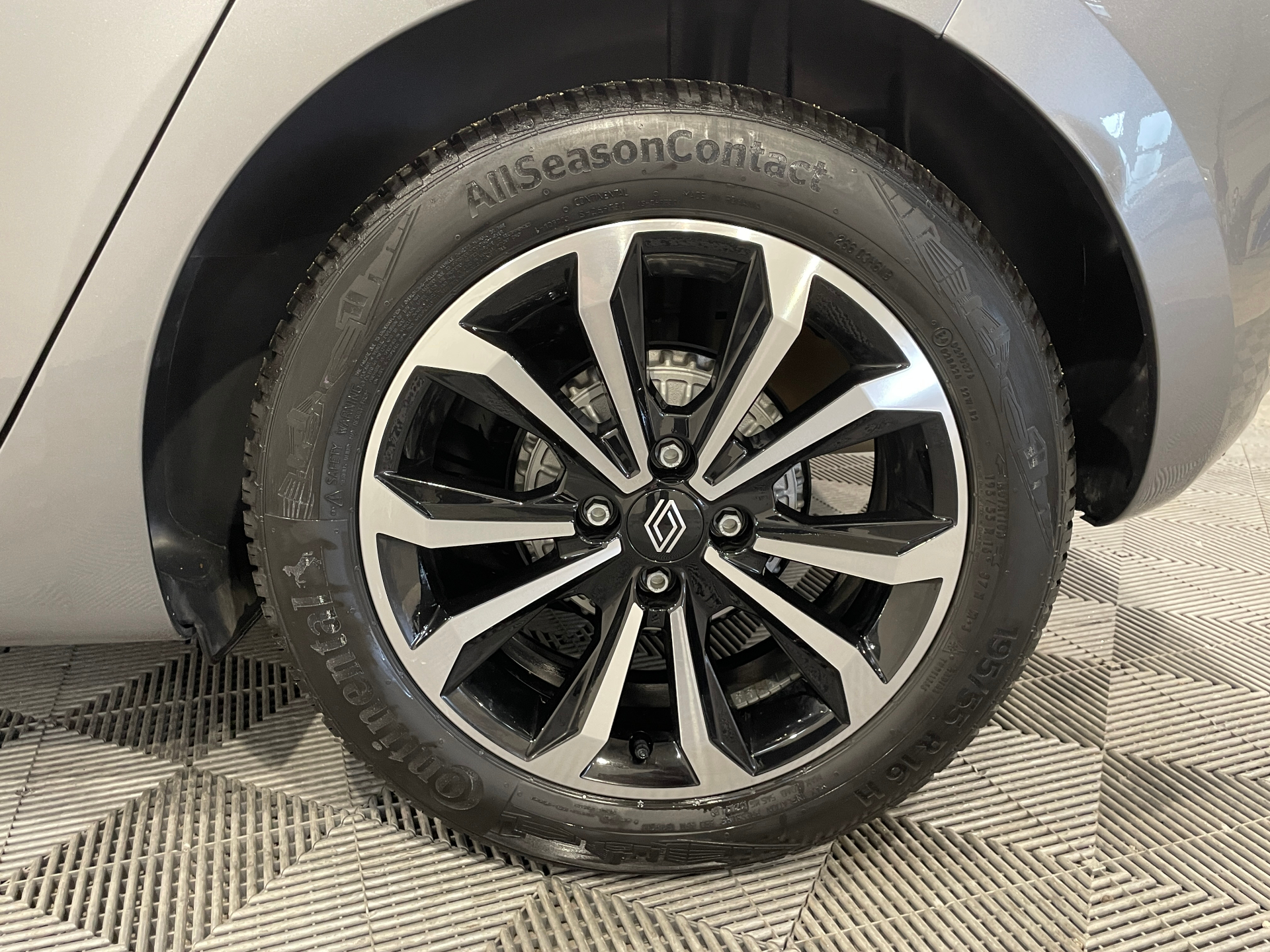 Photo 38 du véhicule RENAULT CLIO V