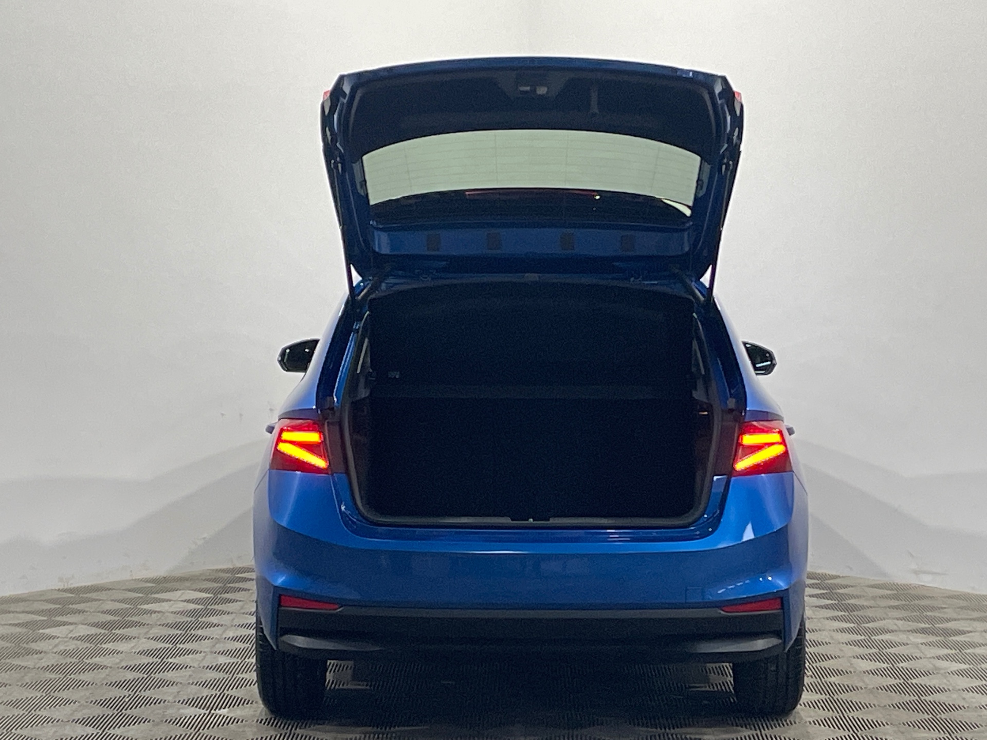 Photo 47 du véhicule SKODA FABIA