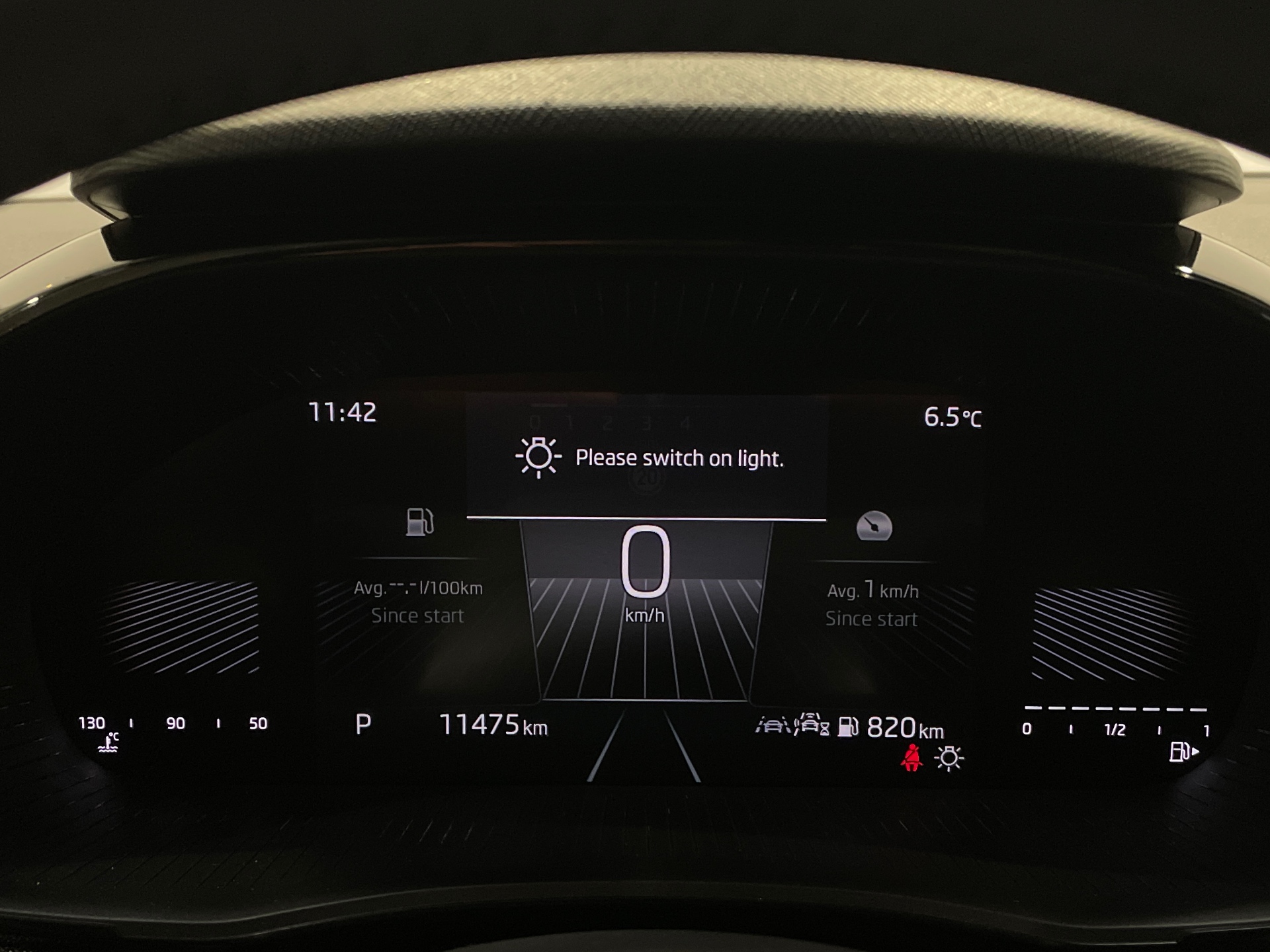 Photo 51 du véhicule SKODA FABIA