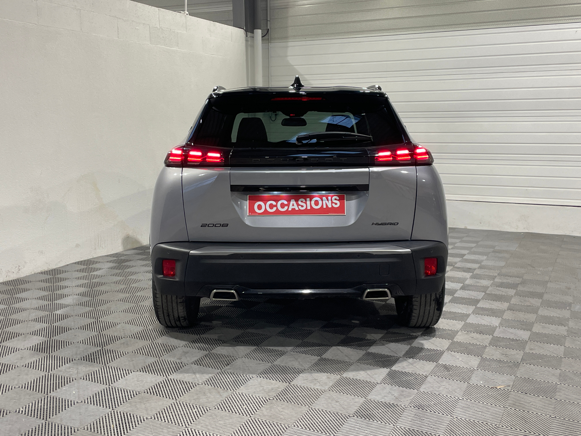 Photo 6 du véhicule PEUGEOT 2008