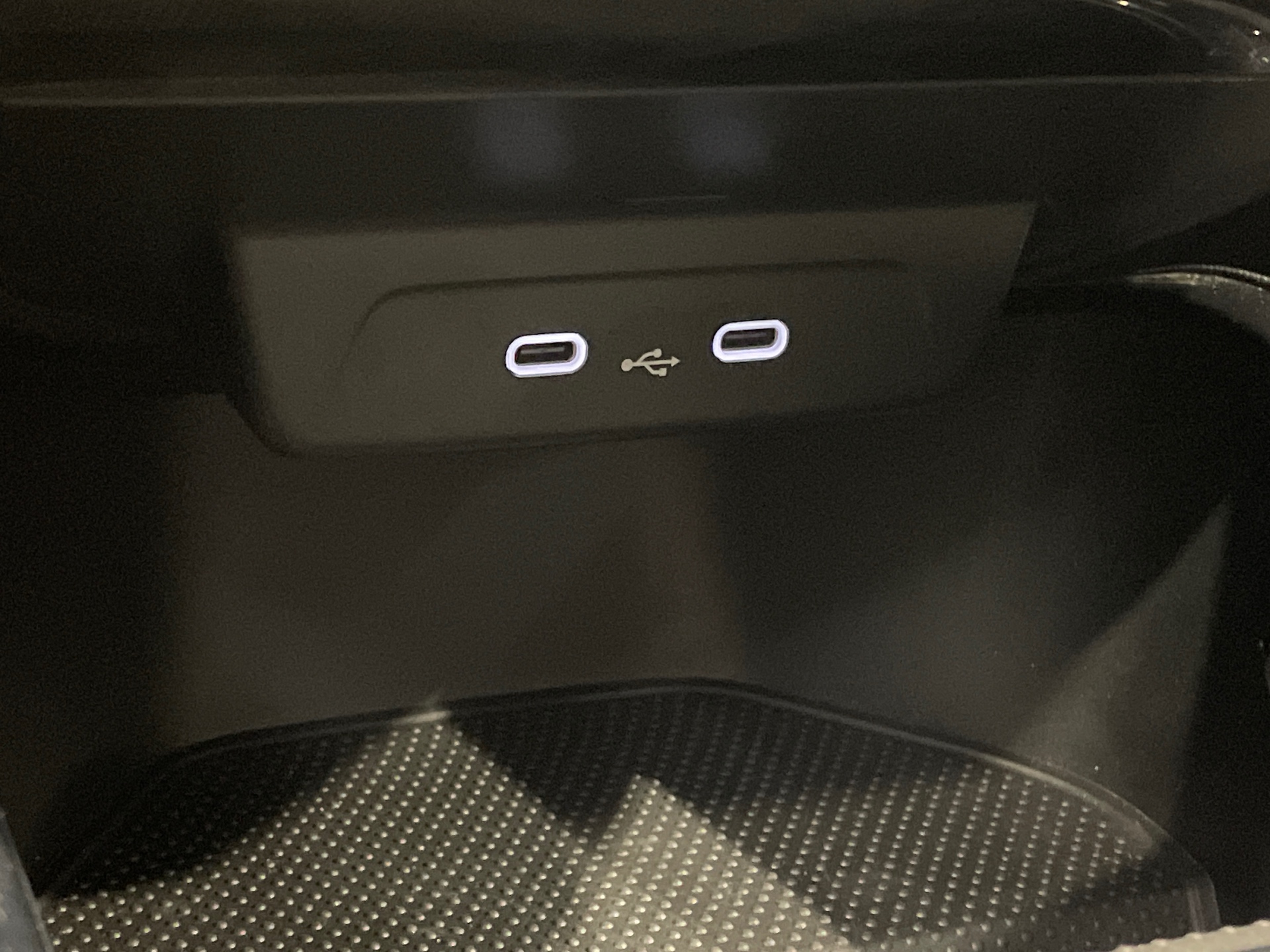 Photo 18 du véhicule SKODA FABIA