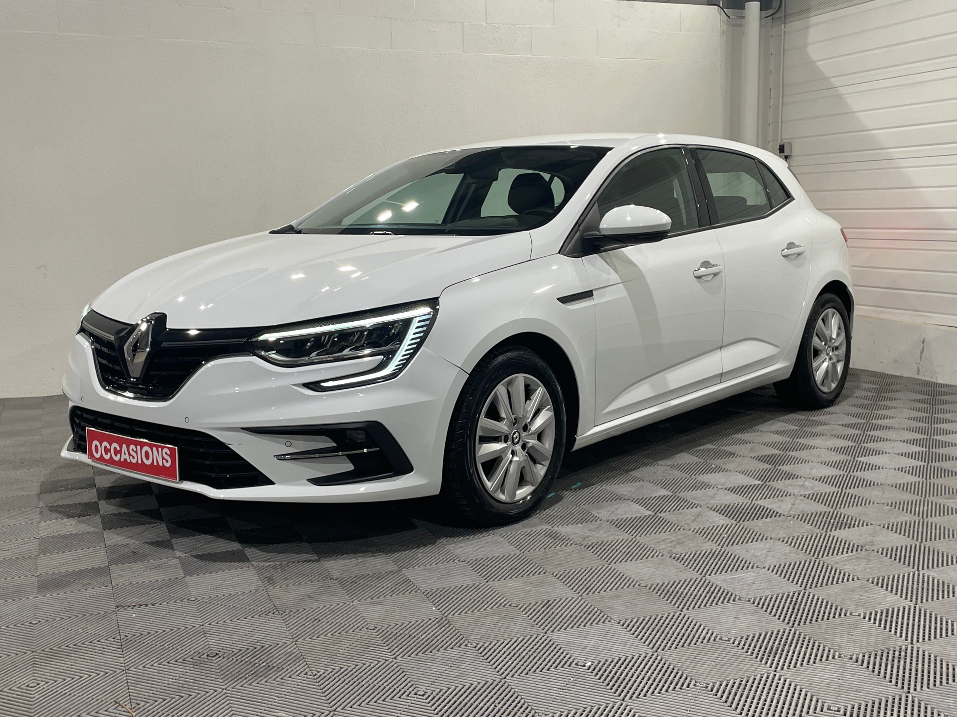 RENAULT MEGANE IV BERLINE