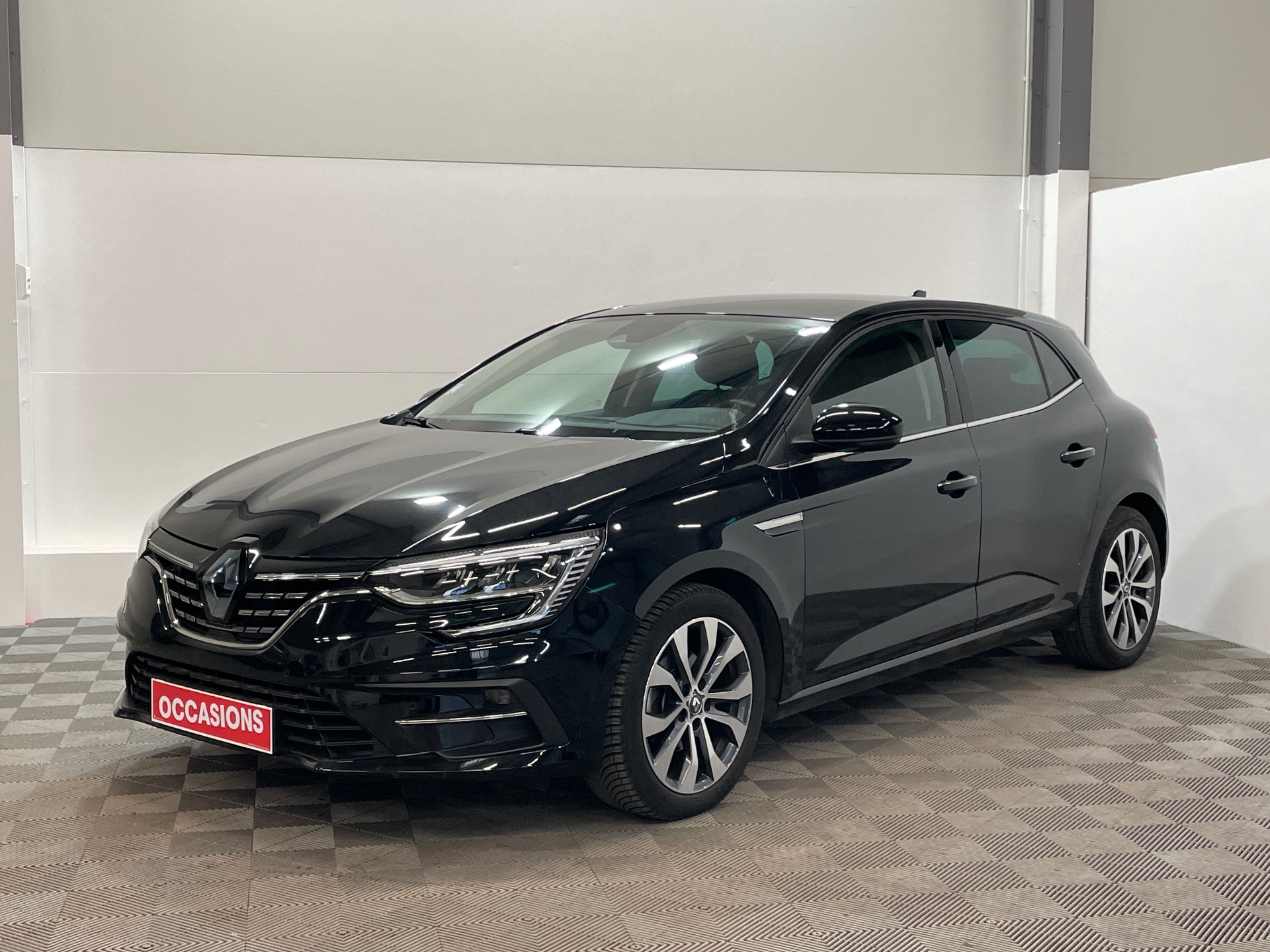 RENAULT MEGANE IV BERLINE TCe 140 EDC Techno d'occasion