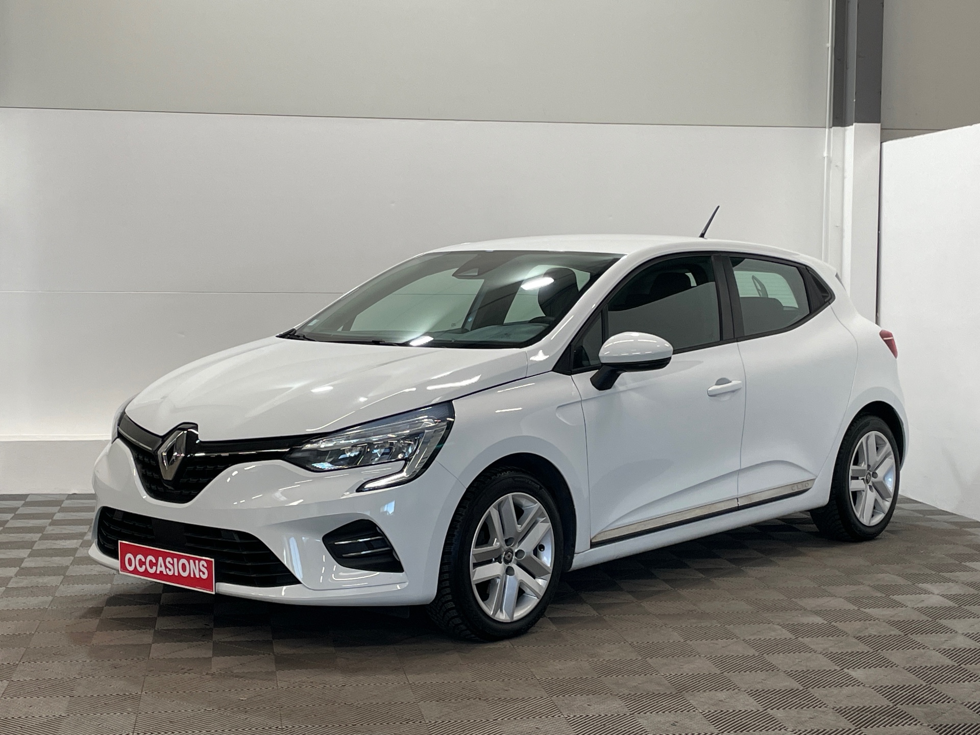 RENAULT CLIO V Blue dCi 85 Business d'occasion