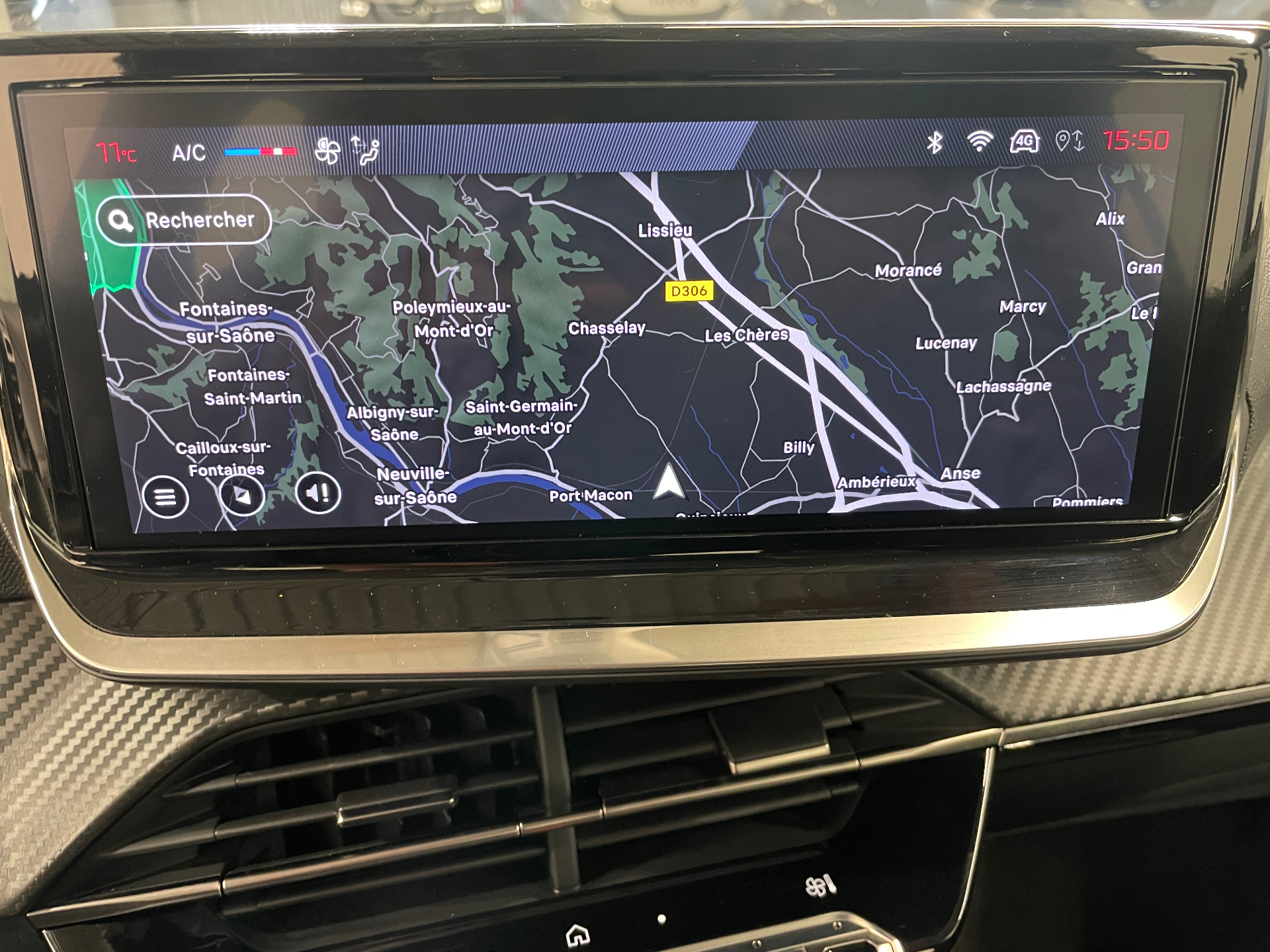 Photo 31 du véhicule PEUGEOT 208