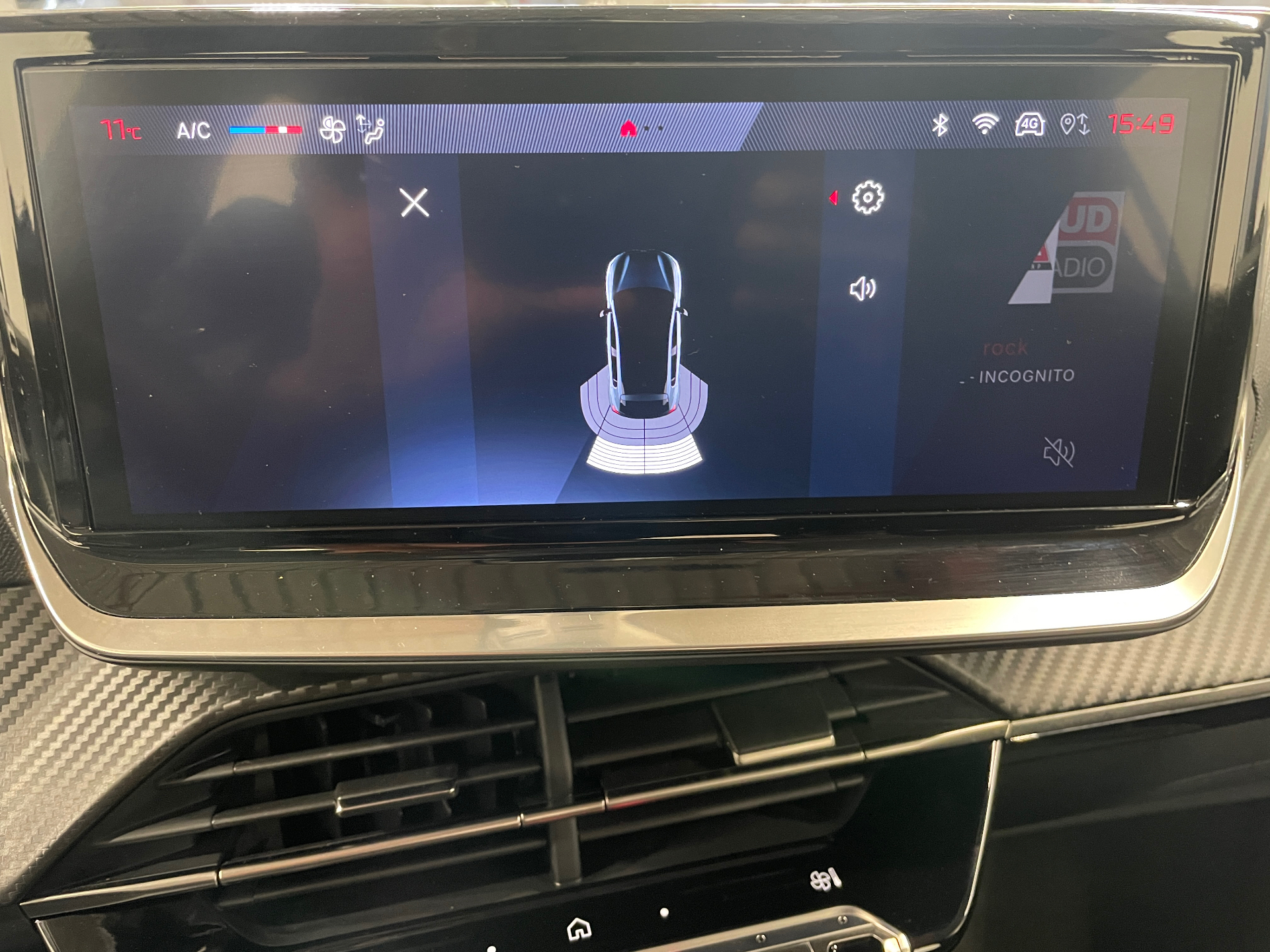 Photo 24 du véhicule PEUGEOT 208