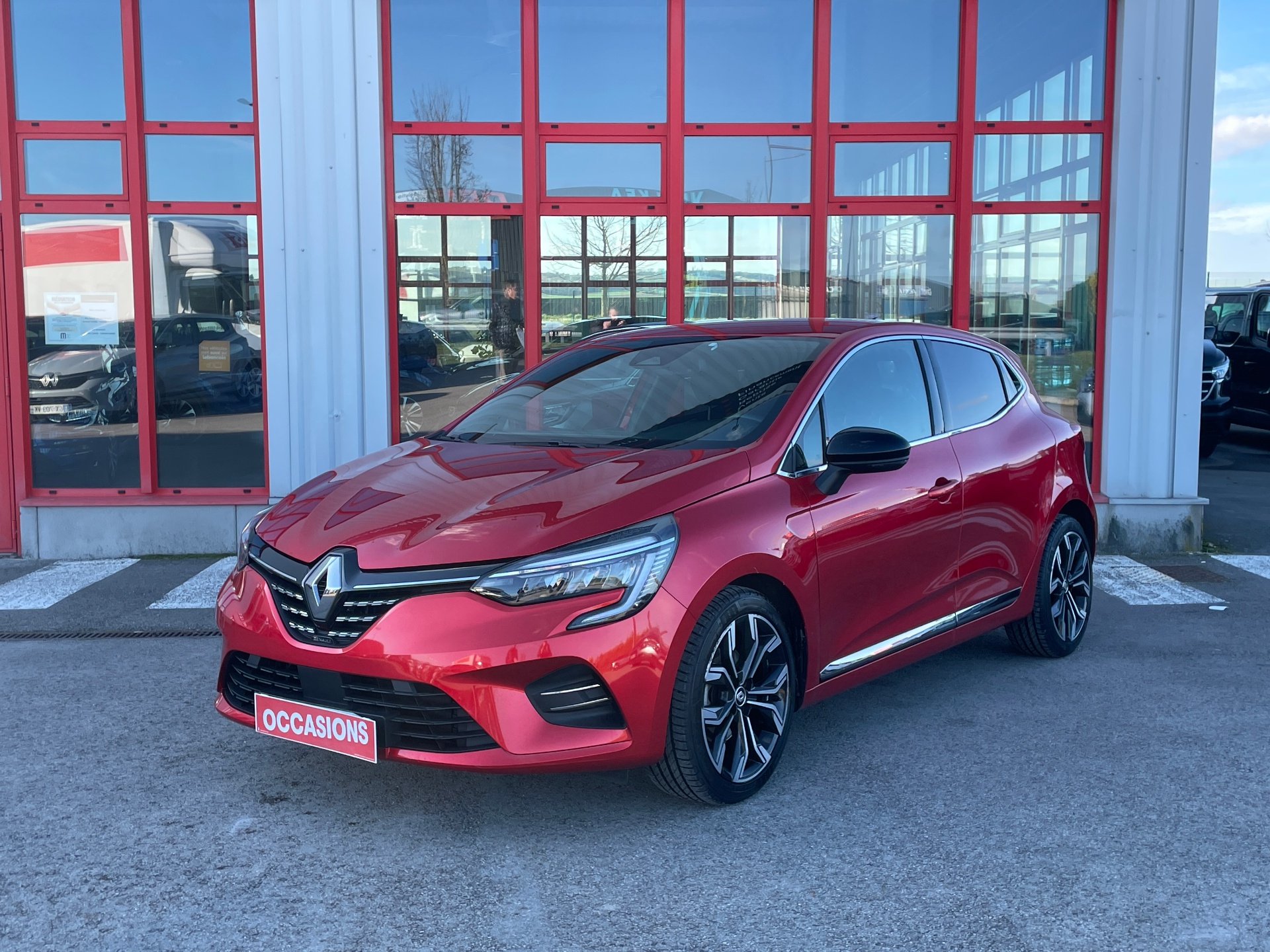 RENAULT CLIO V TCe 140 Techno d'occasion