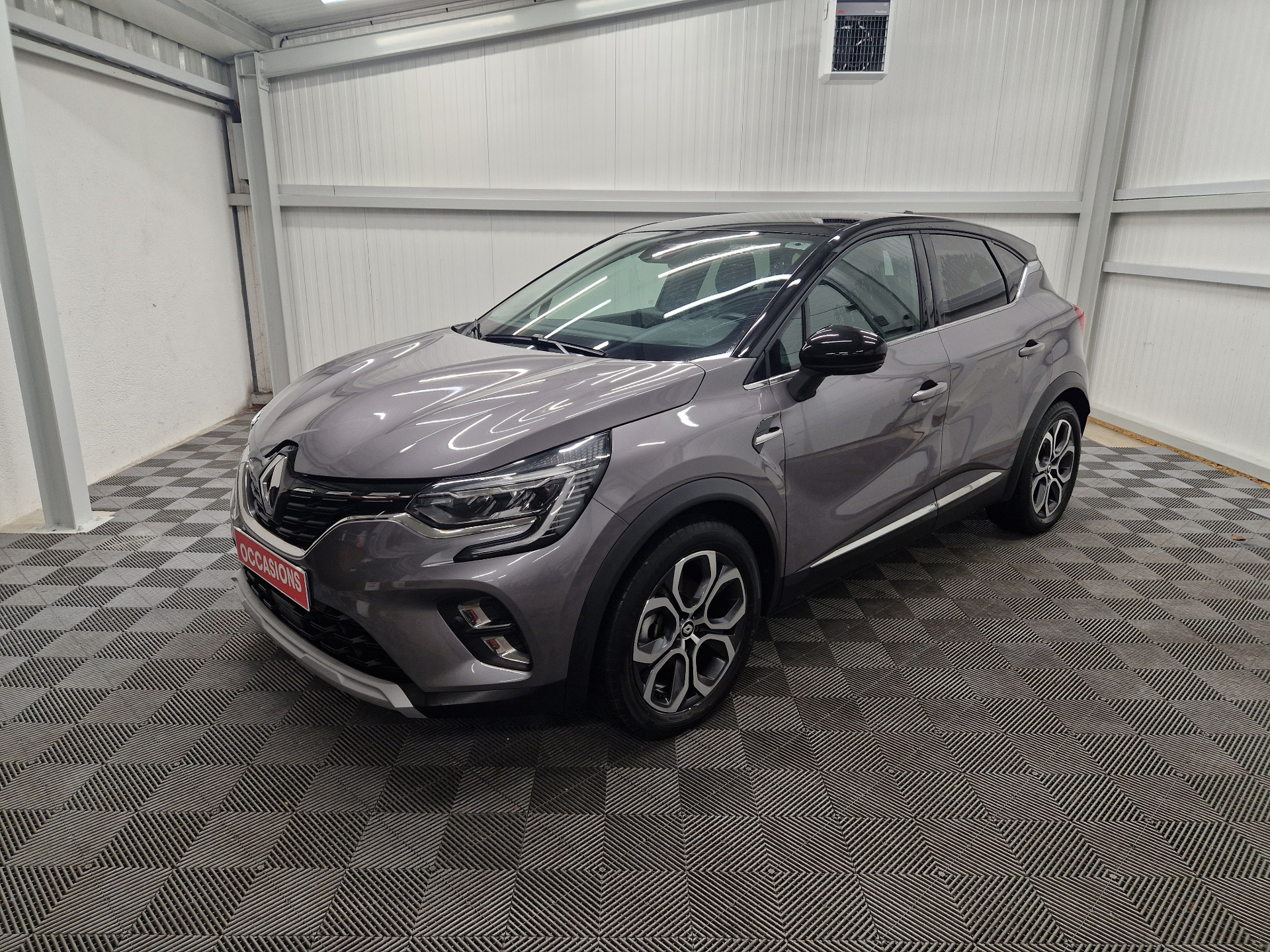 RENAULT CAPTUR techno E-Tech hybride 145 d'occasion