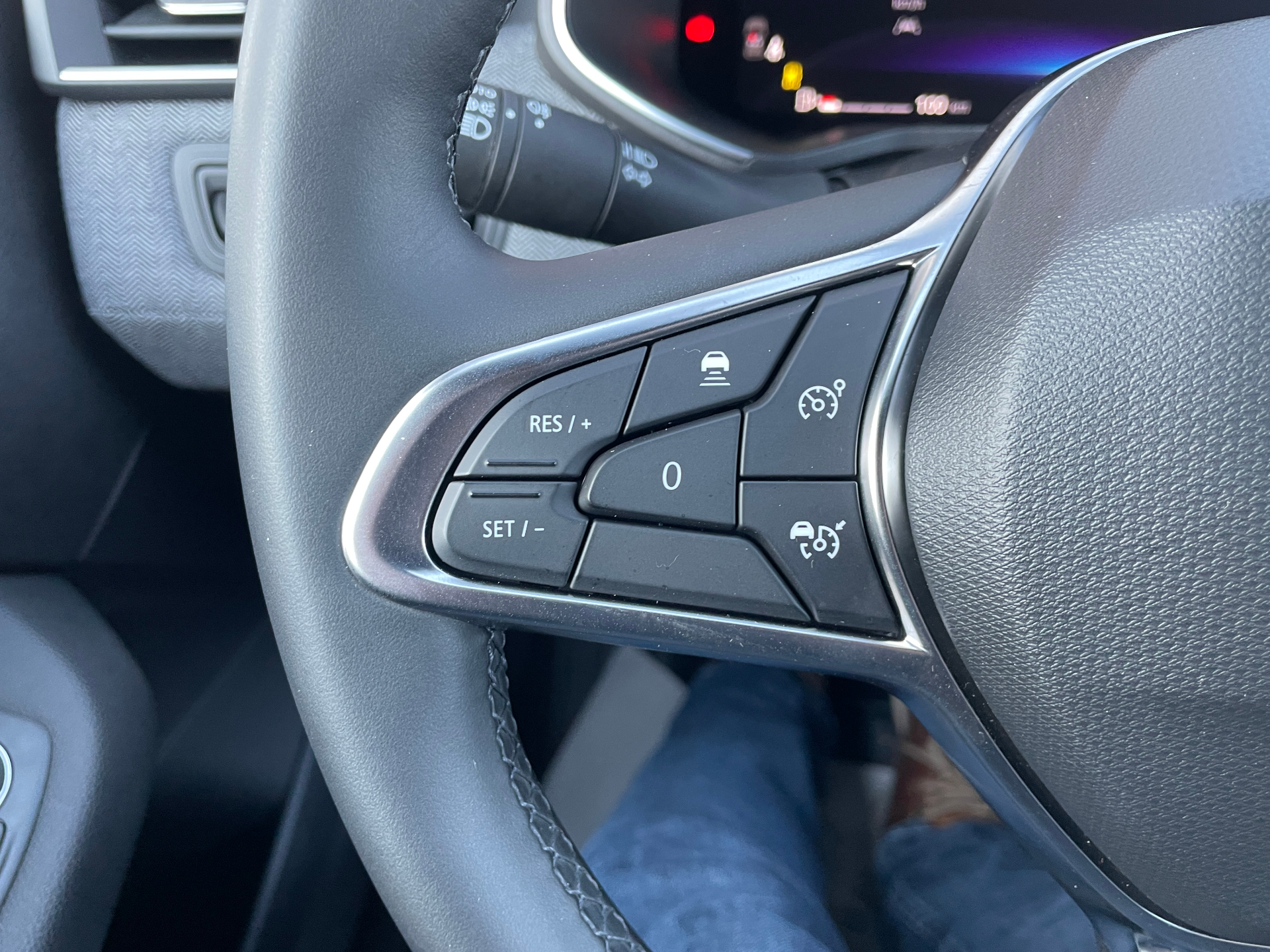 Photo 31 du véhicule RENAULT CLIO V