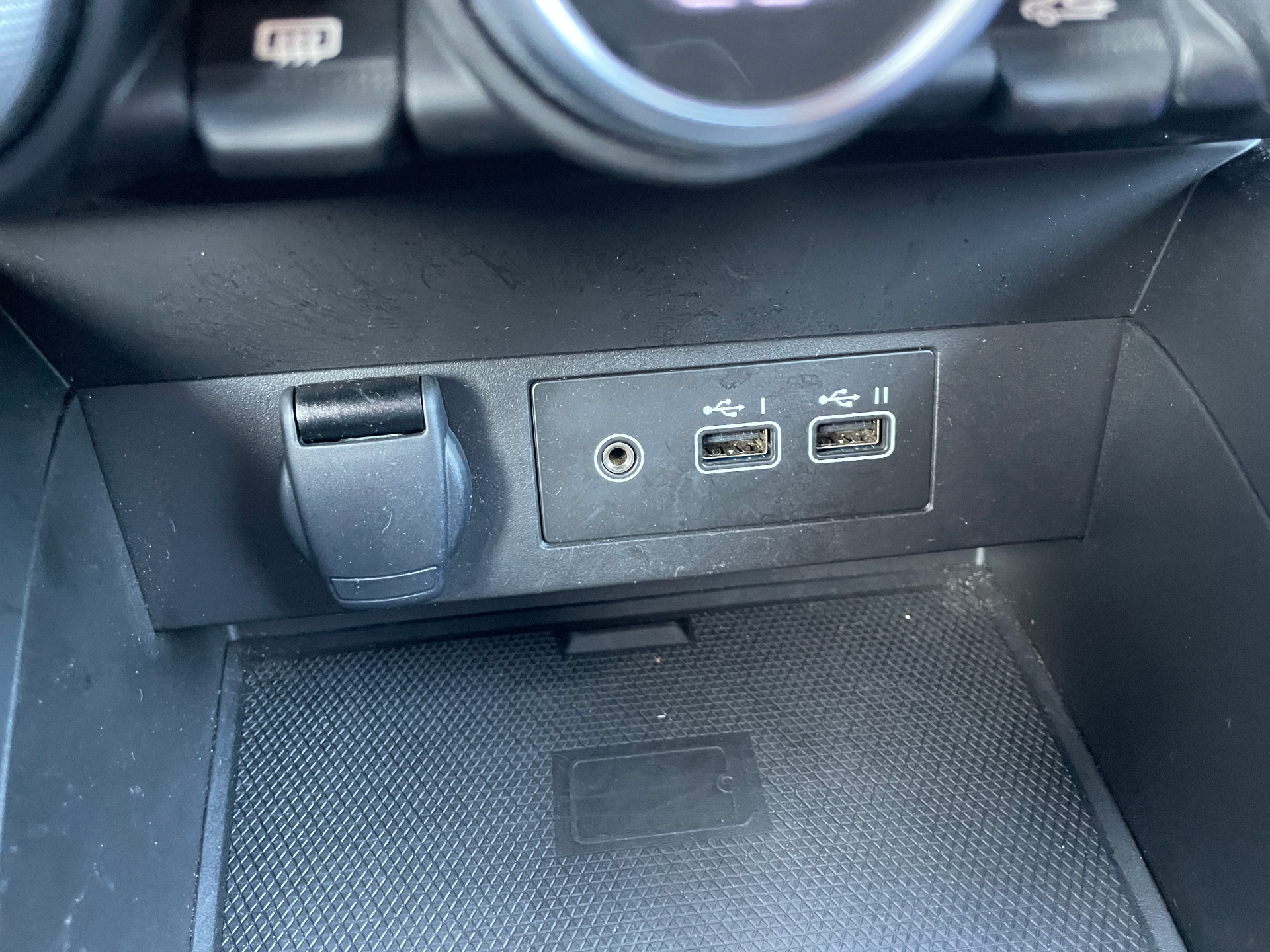 Photo 26 du véhicule RENAULT CLIO V