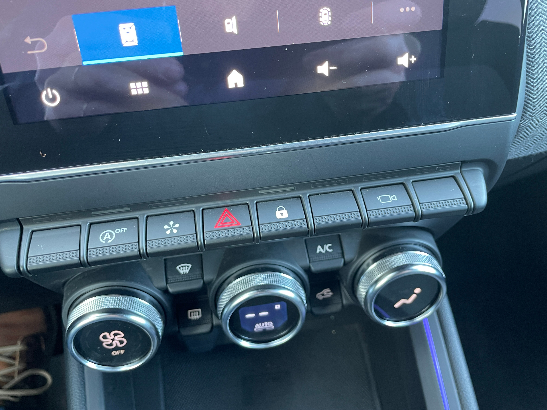 Photo 24 du véhicule RENAULT CLIO V